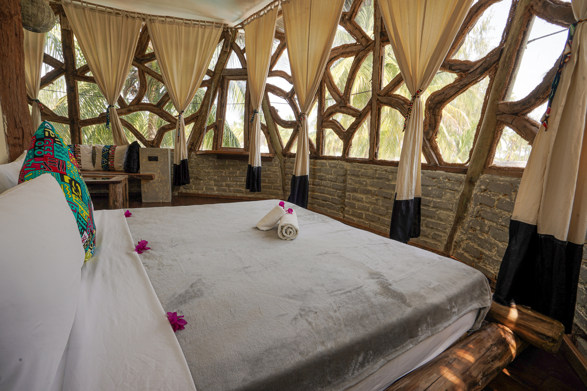 House Grand Superior