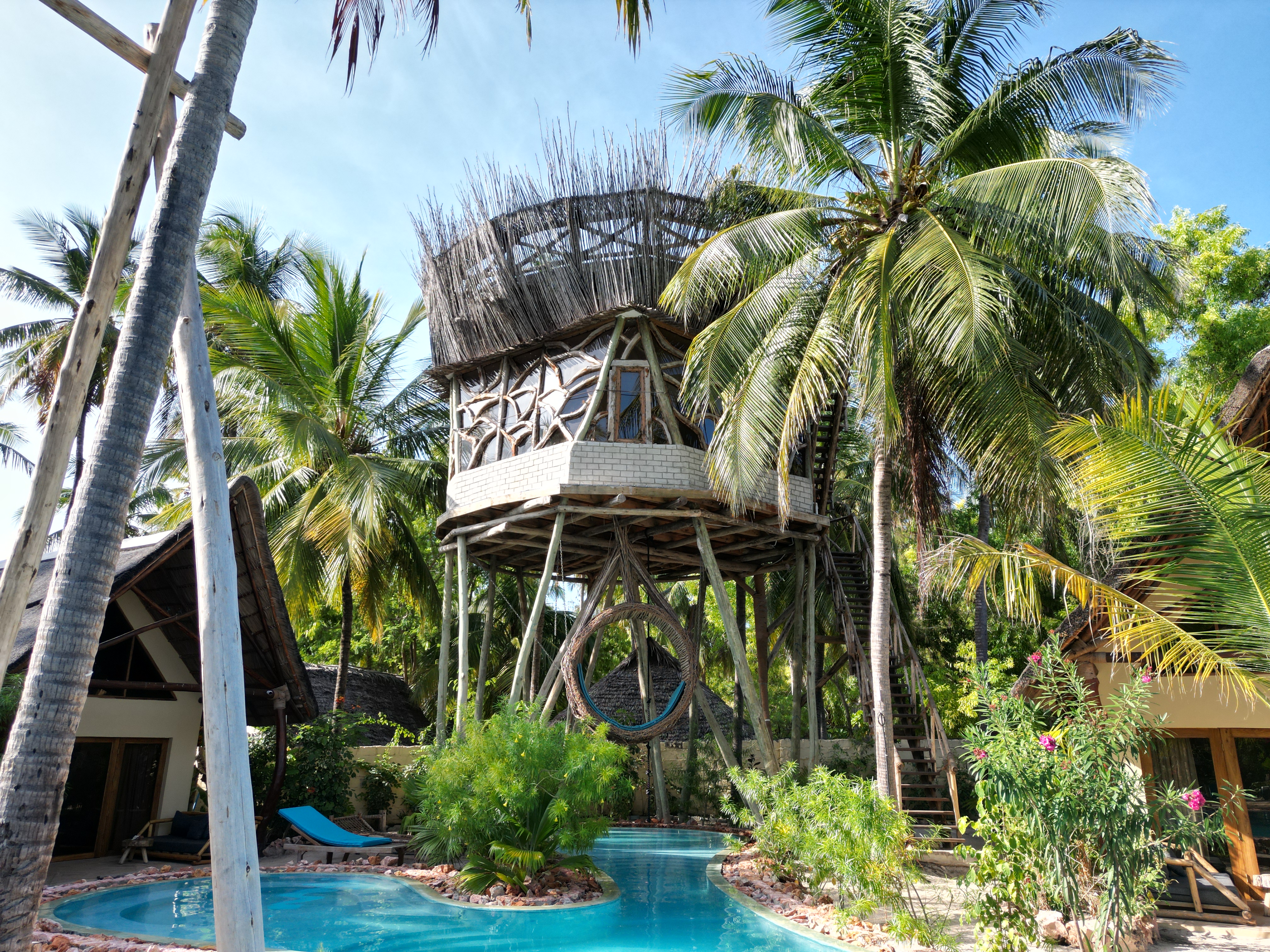 House Grand Superior