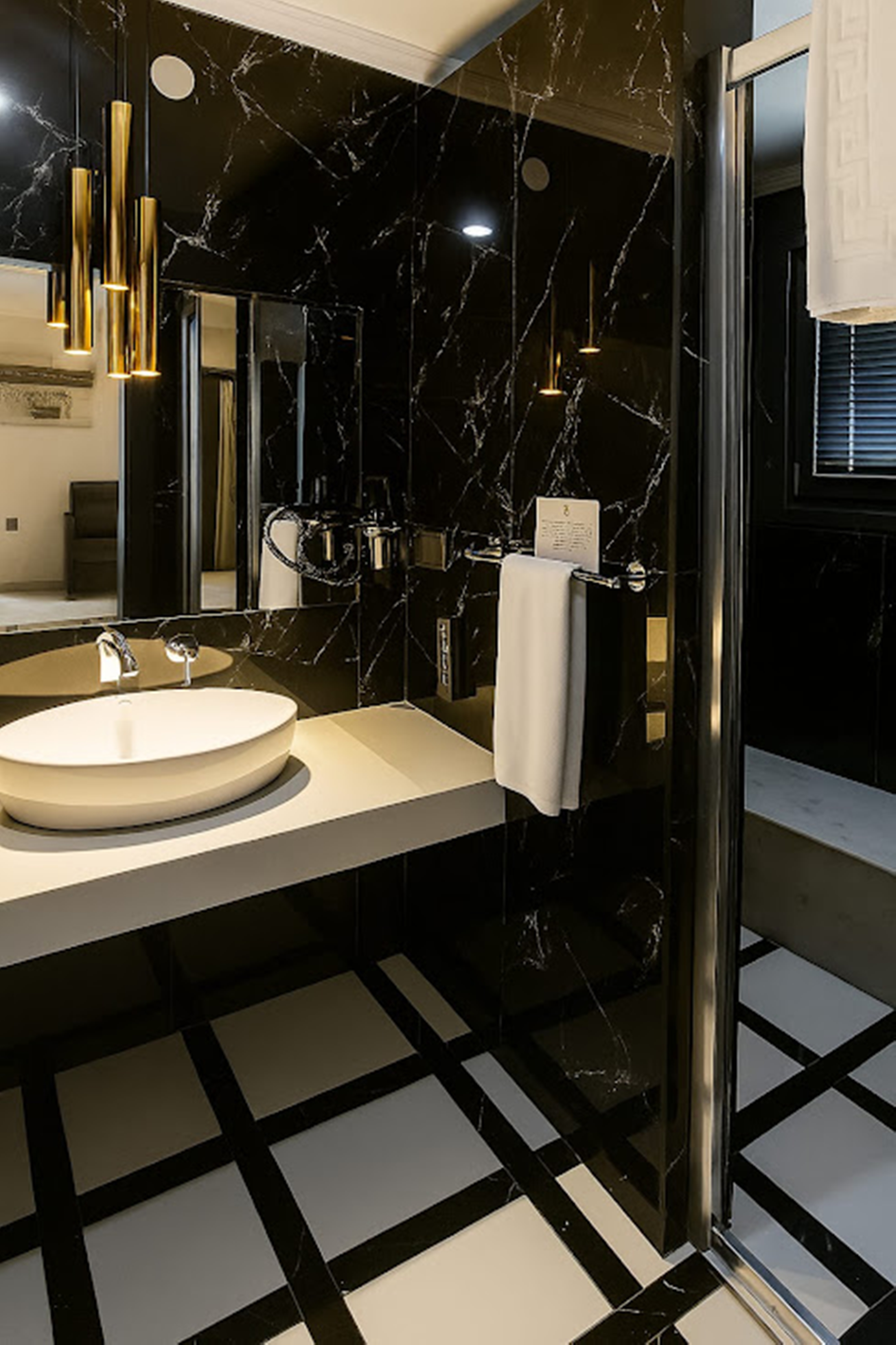 Family Room Luxury One Bedroom