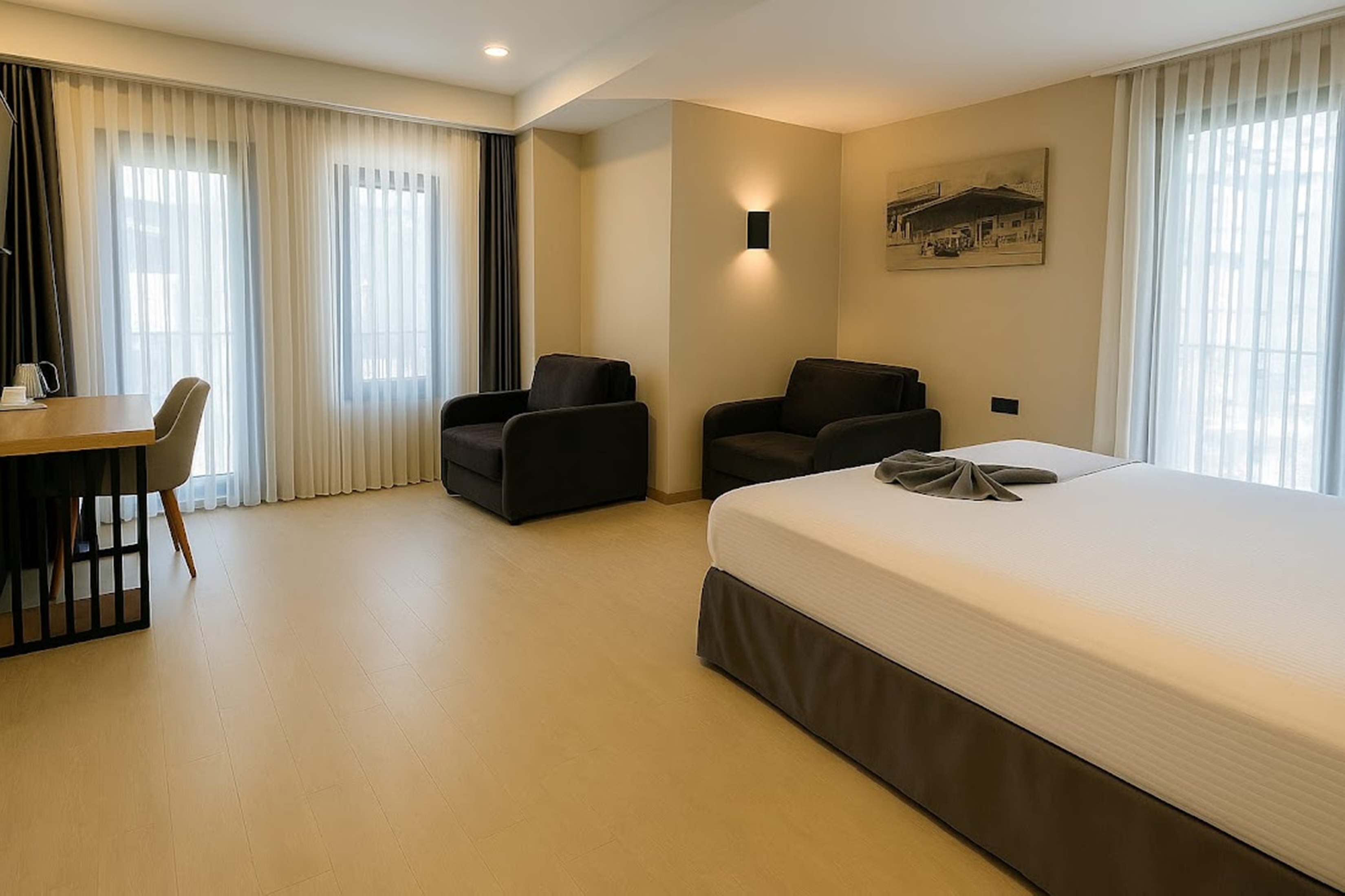 Family Room Luxury One Bedroom