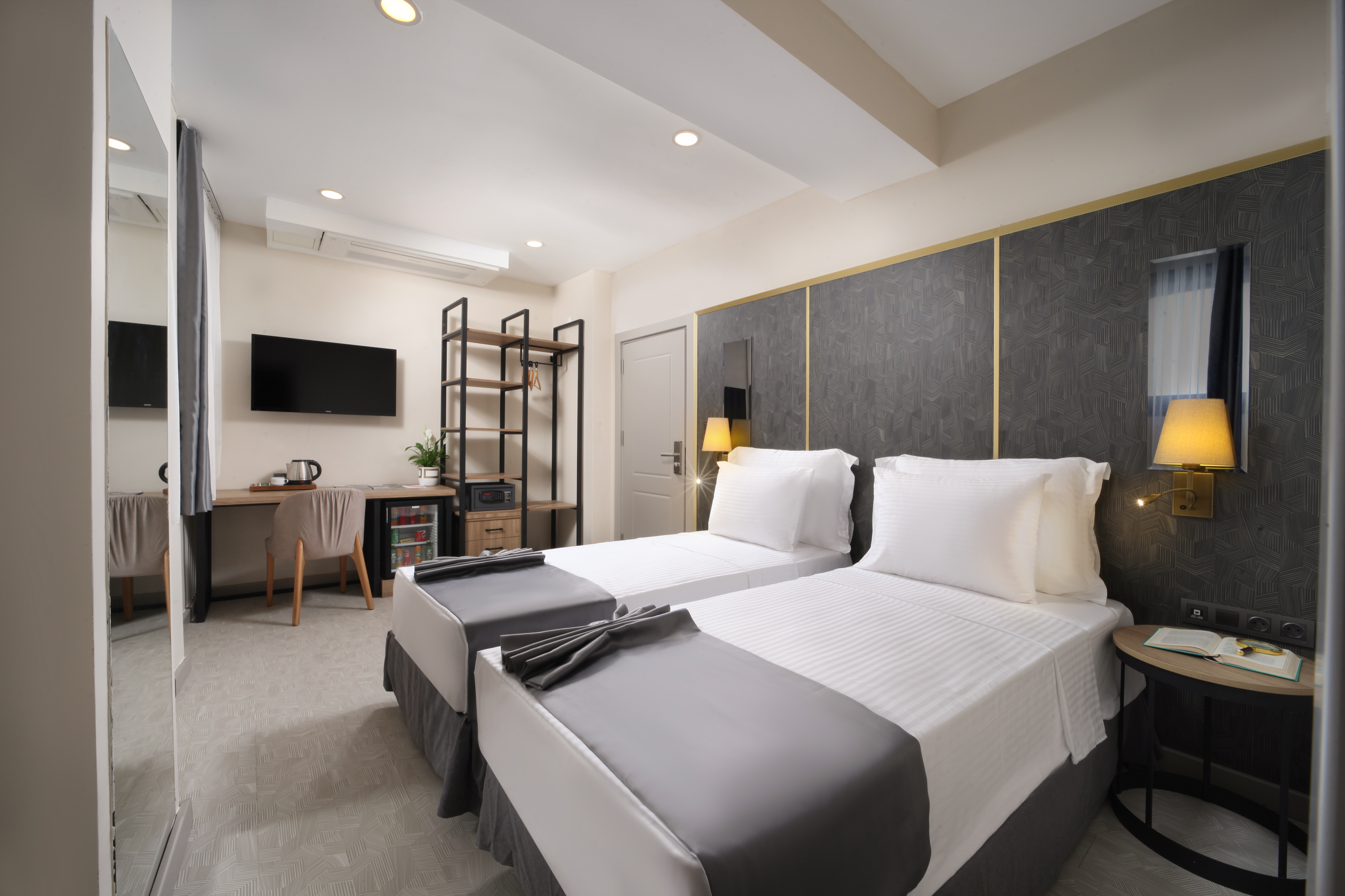 Double or Twin Annex