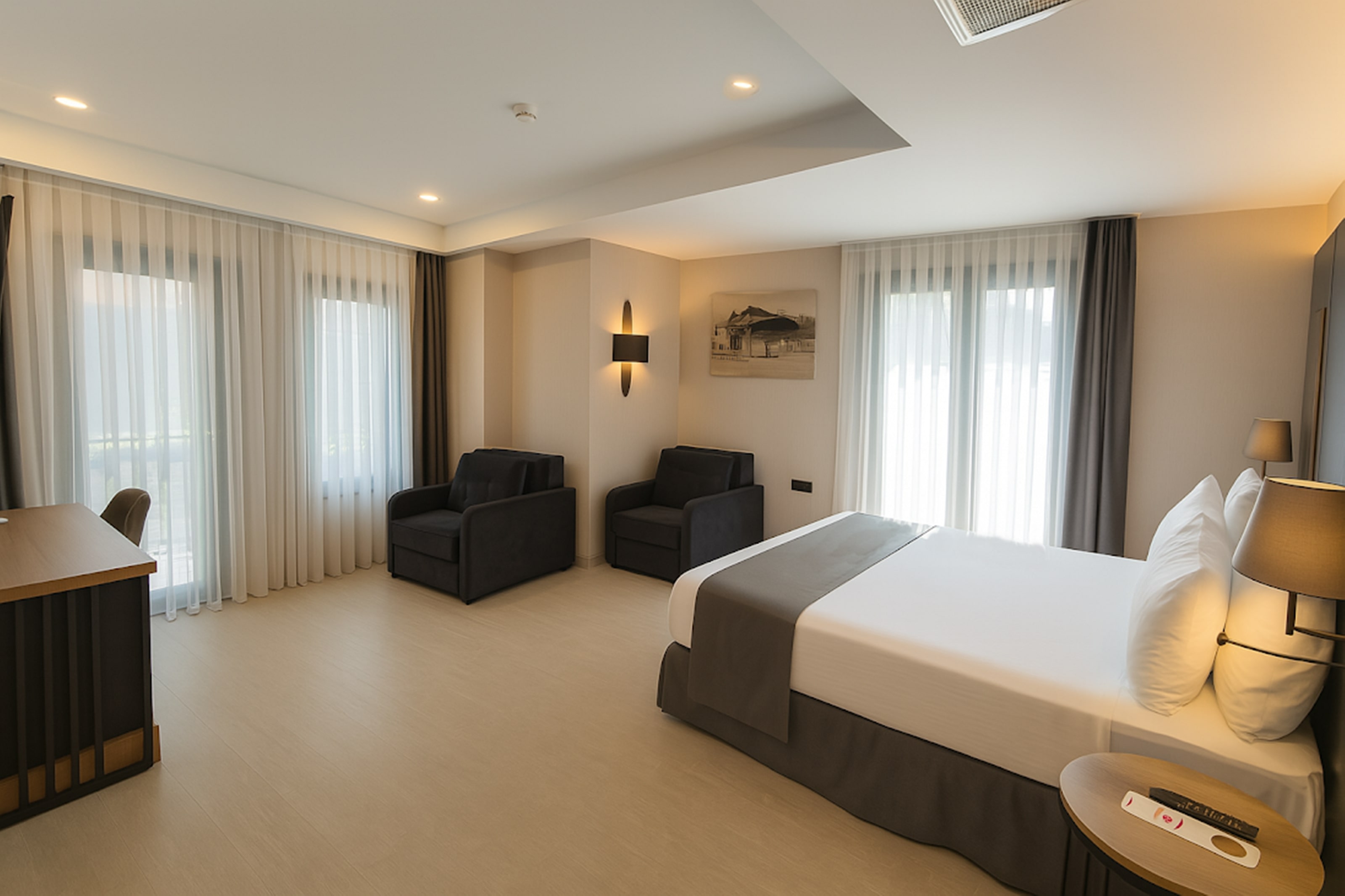 Family Room Luxury One Bedroom