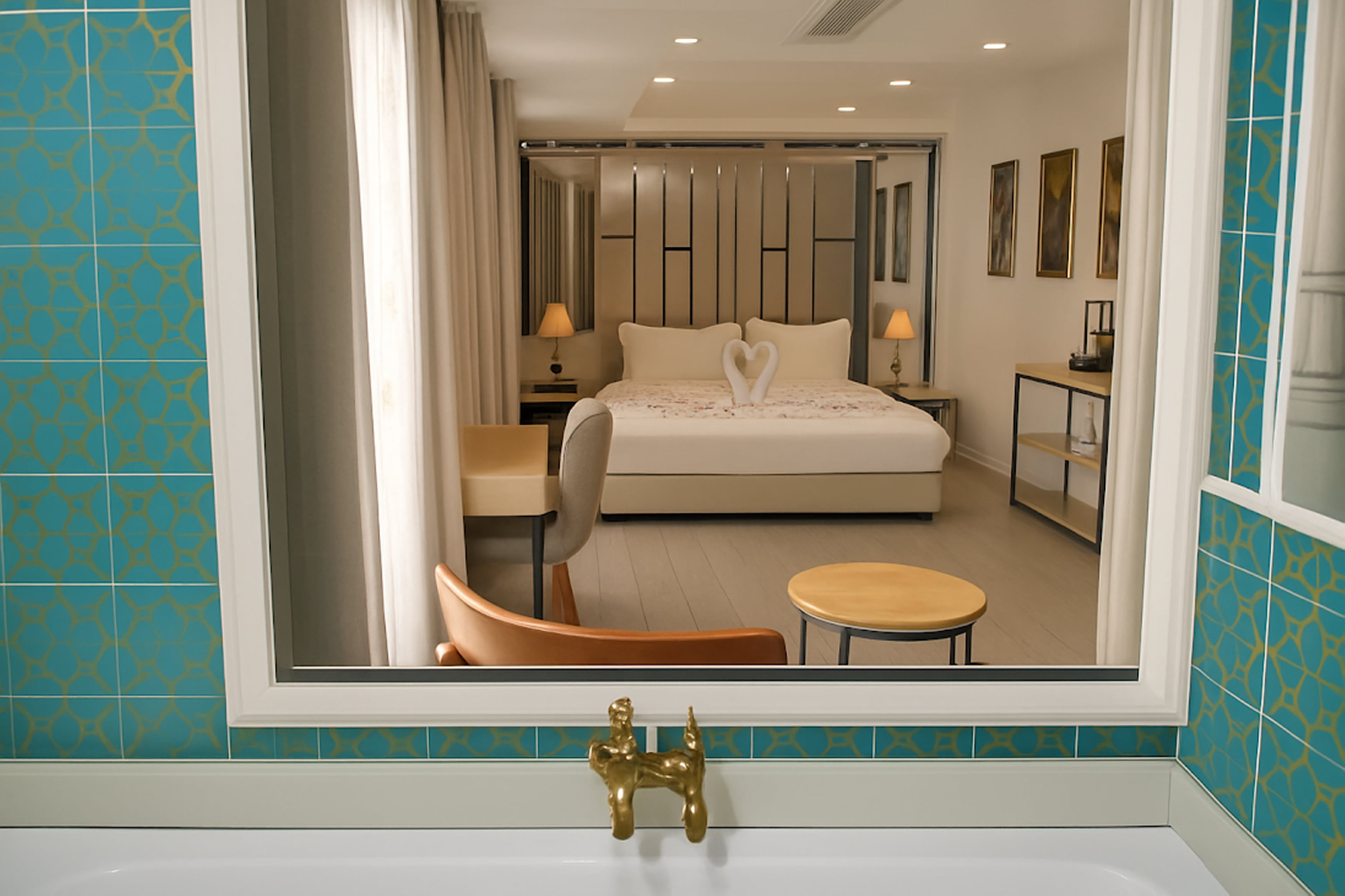 Suite King Bed One Bedroom 