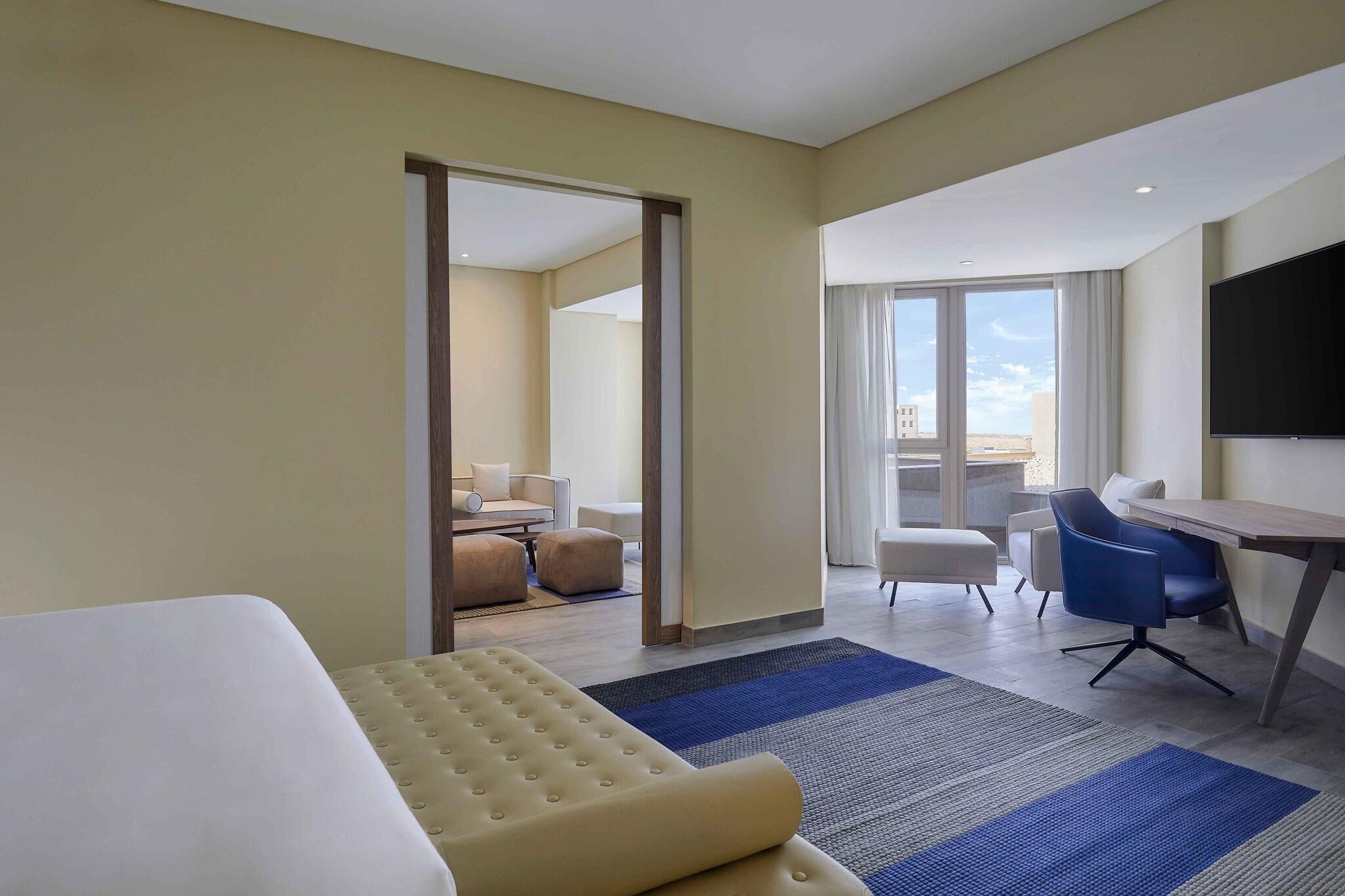 Family Room Garden View King Bed