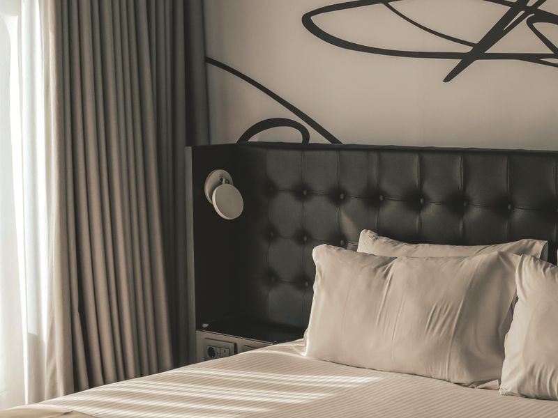 Double Deluxe King Bed
