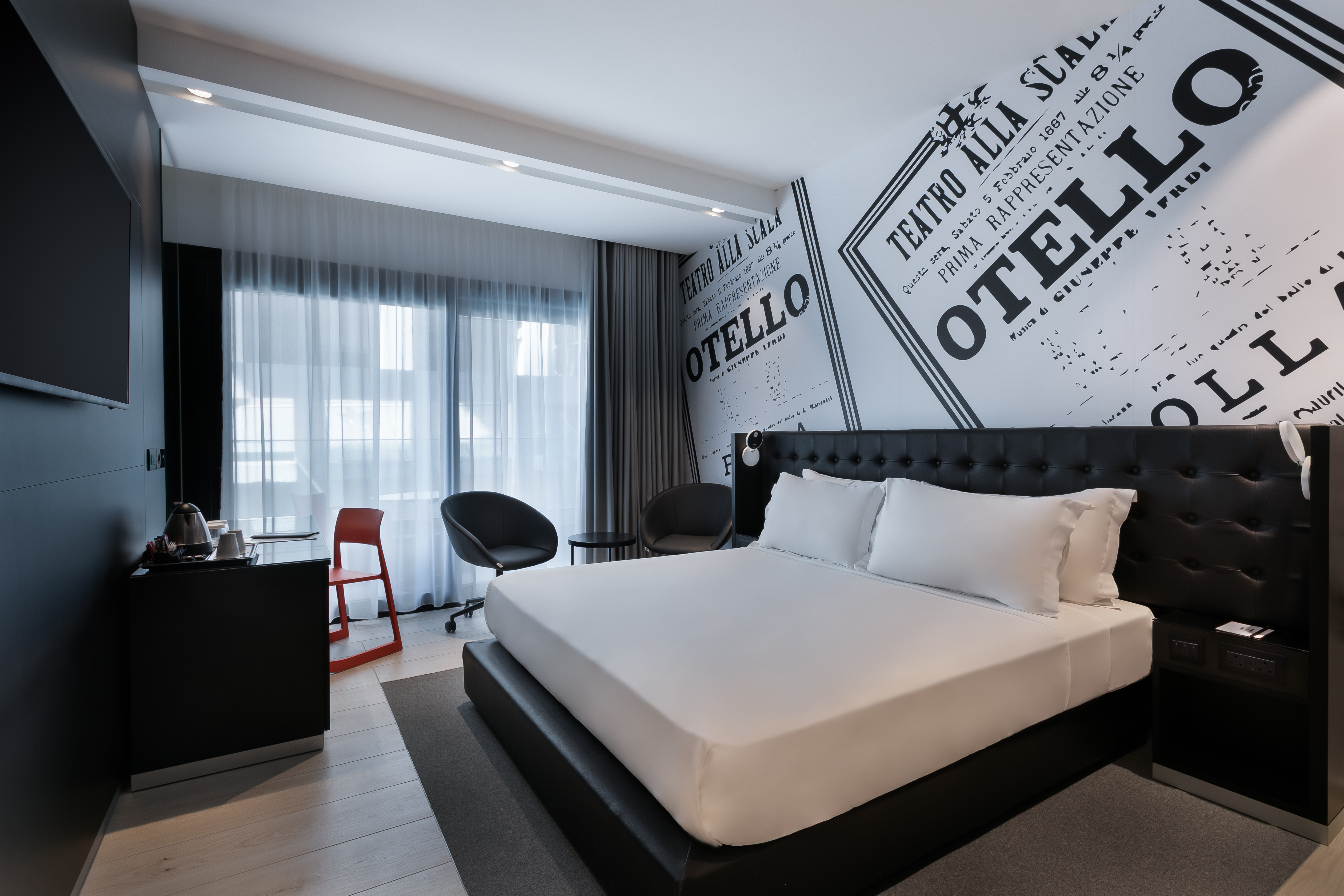 Double Deluxe King Bed