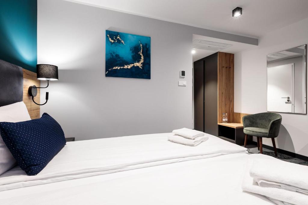 Double Single with Double Bed