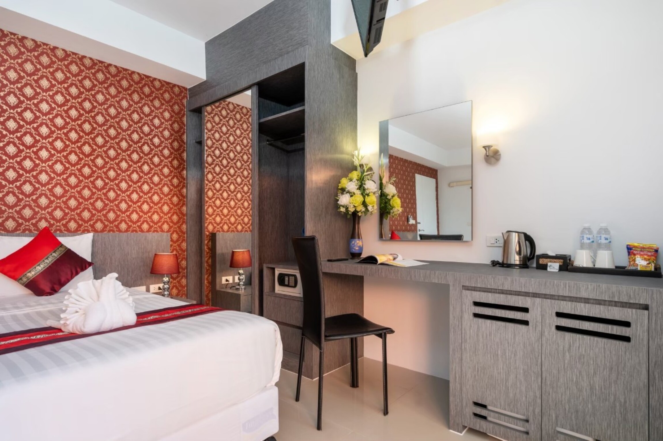 Suite Two Bedrooms