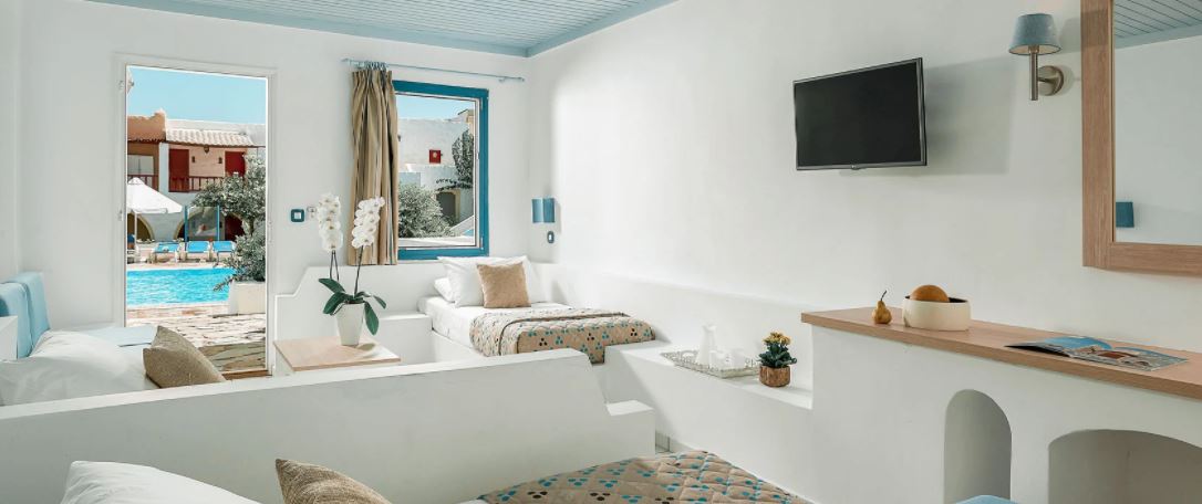 Family Room Garden View