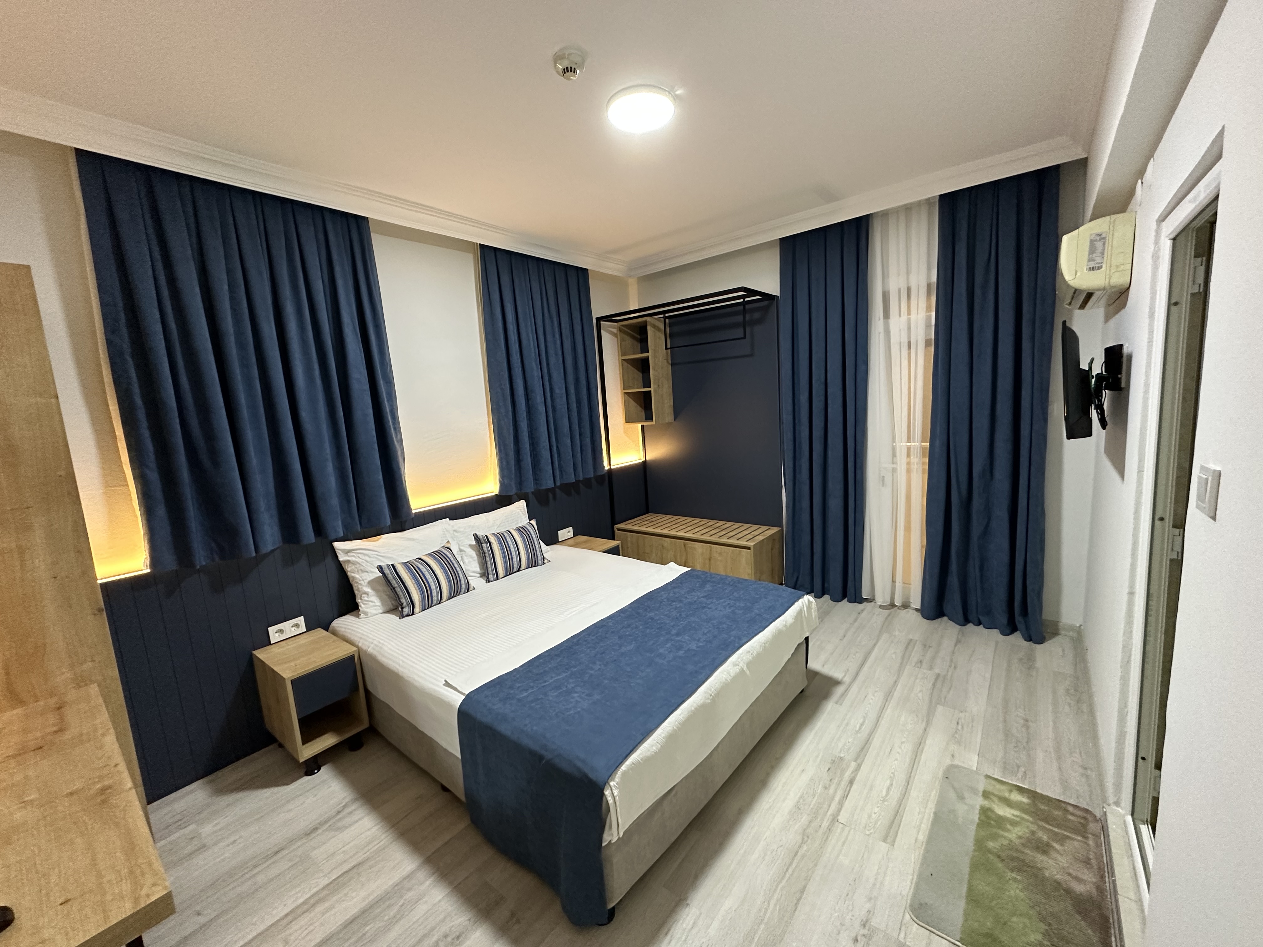 Double One Bedroom One Bathroom