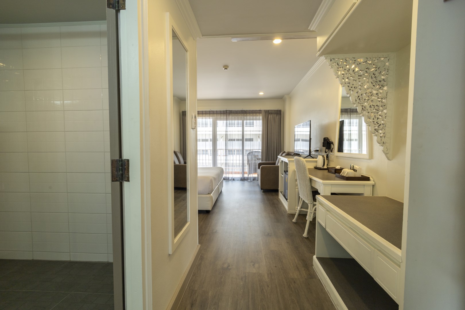 Double Deluxe Pool View