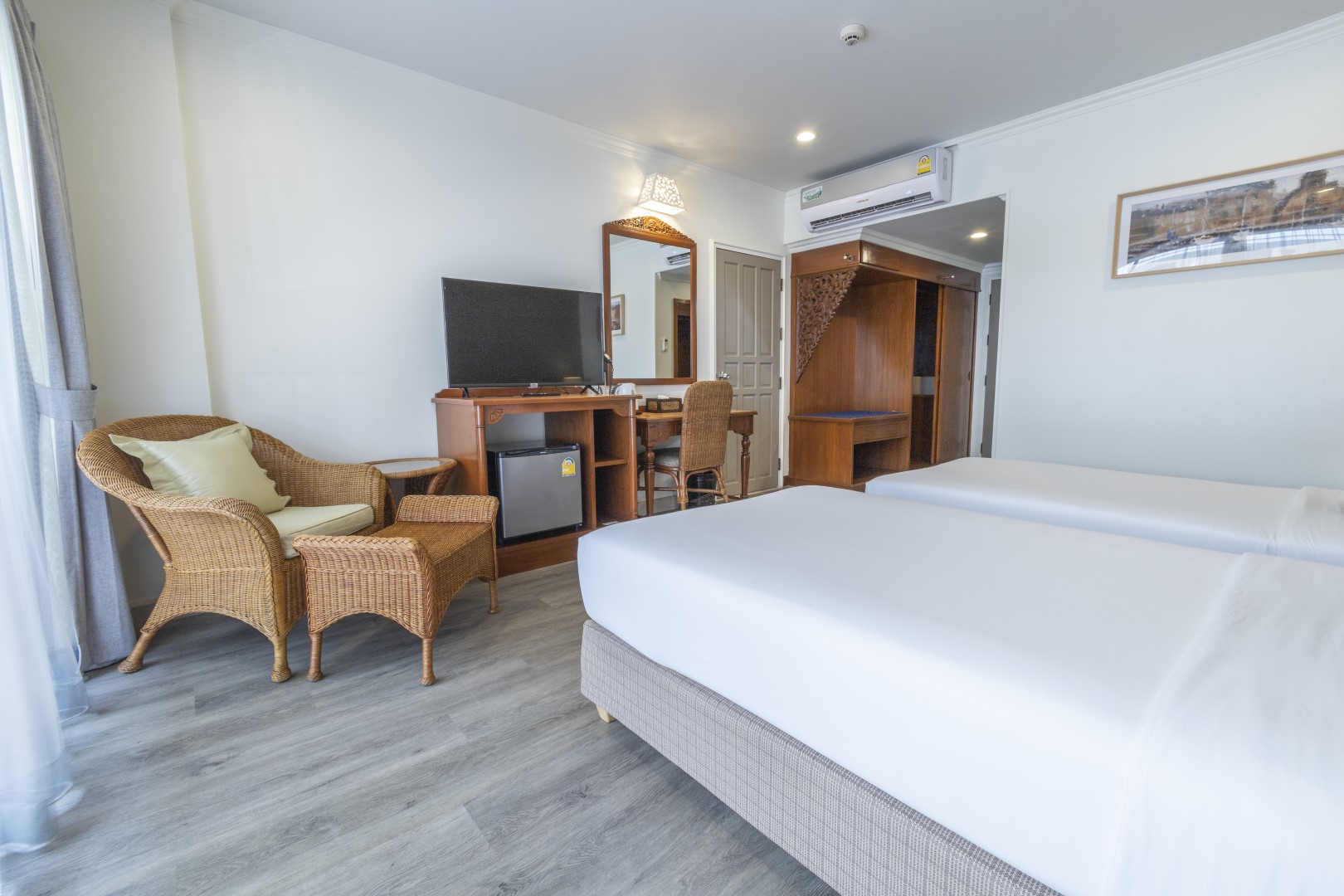 Family Room Connecting Room