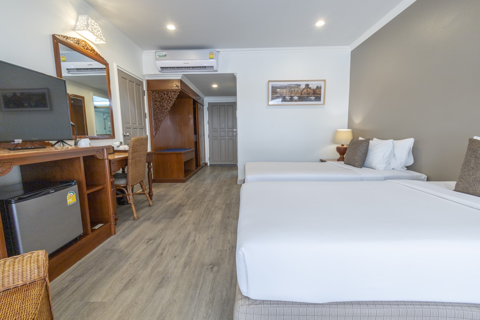 Family Room Connecting Room