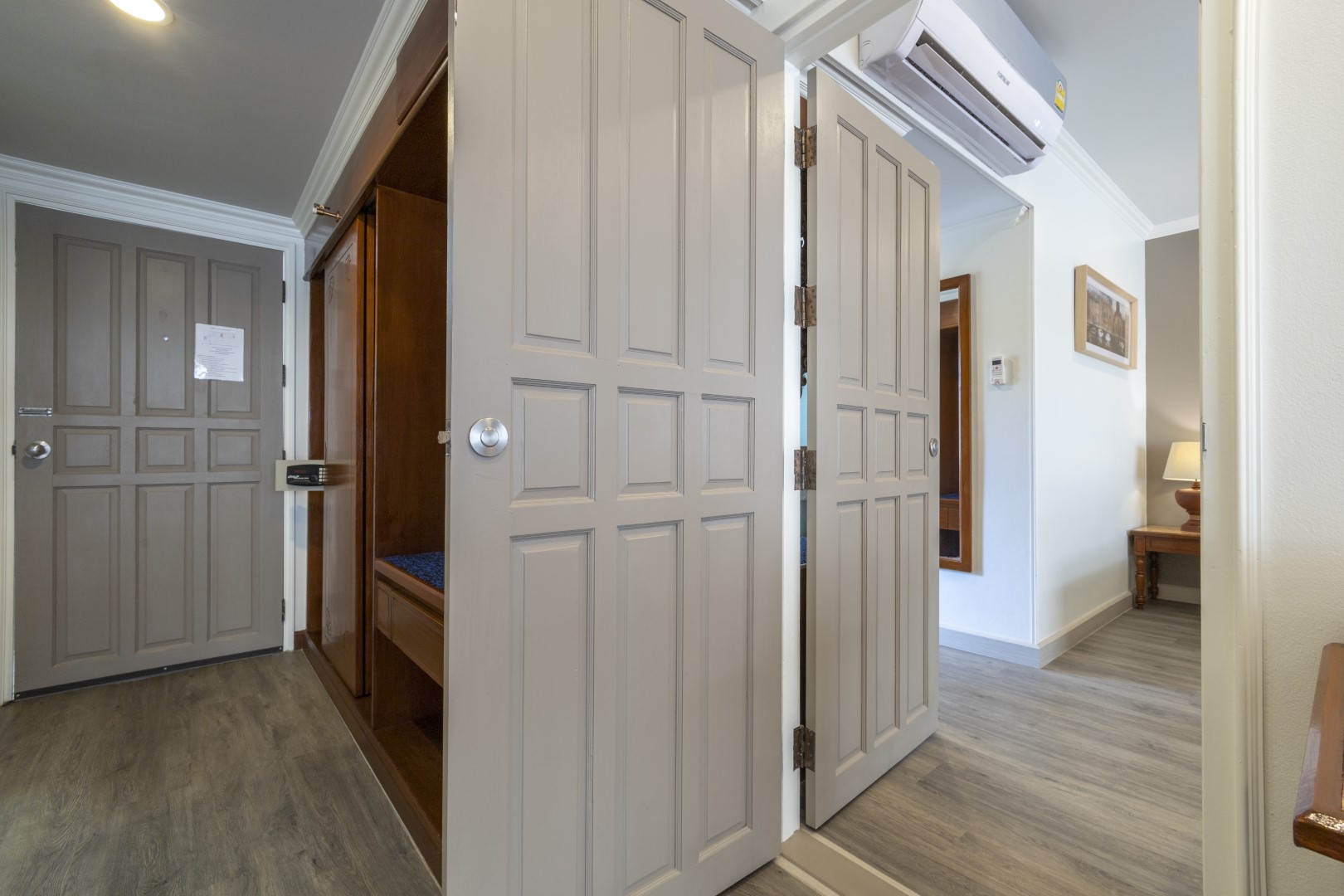 Family Room Connecting Room