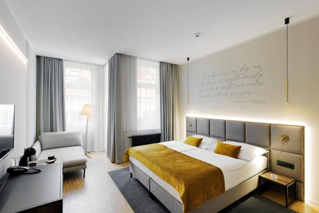 Double or Twin Superior