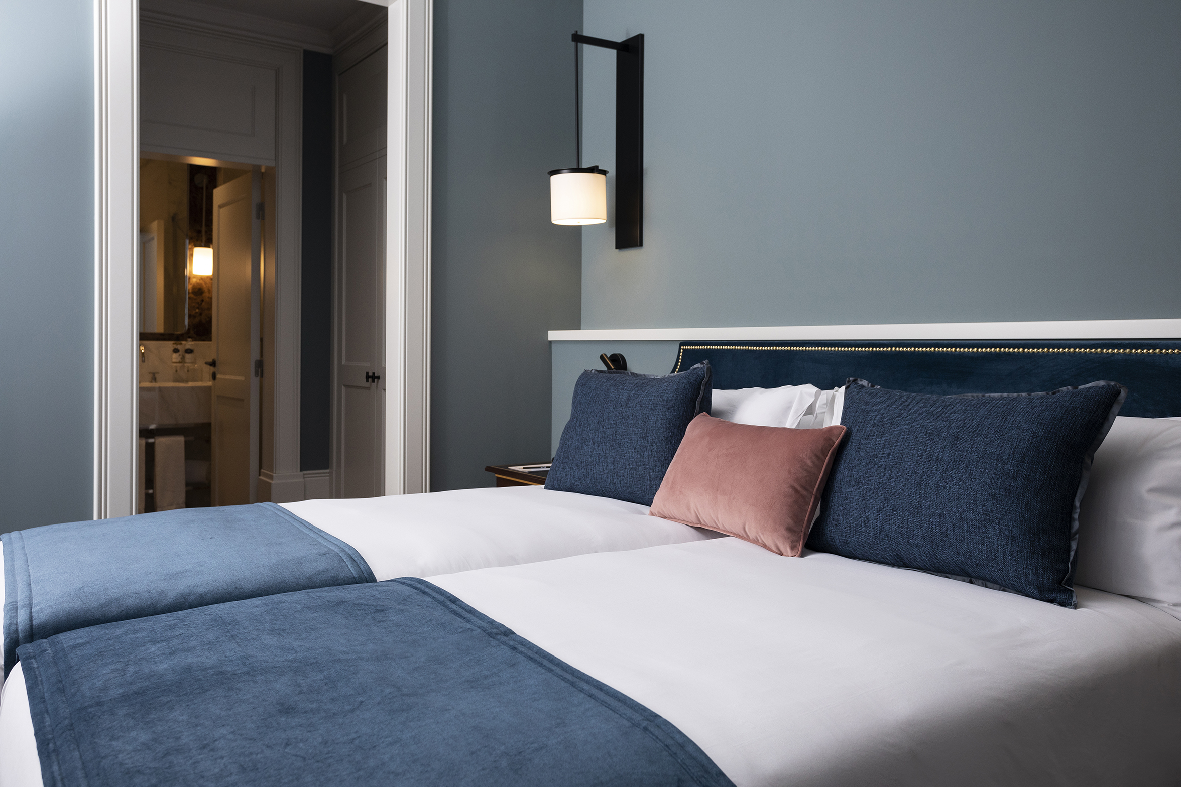 Double Superior with Views