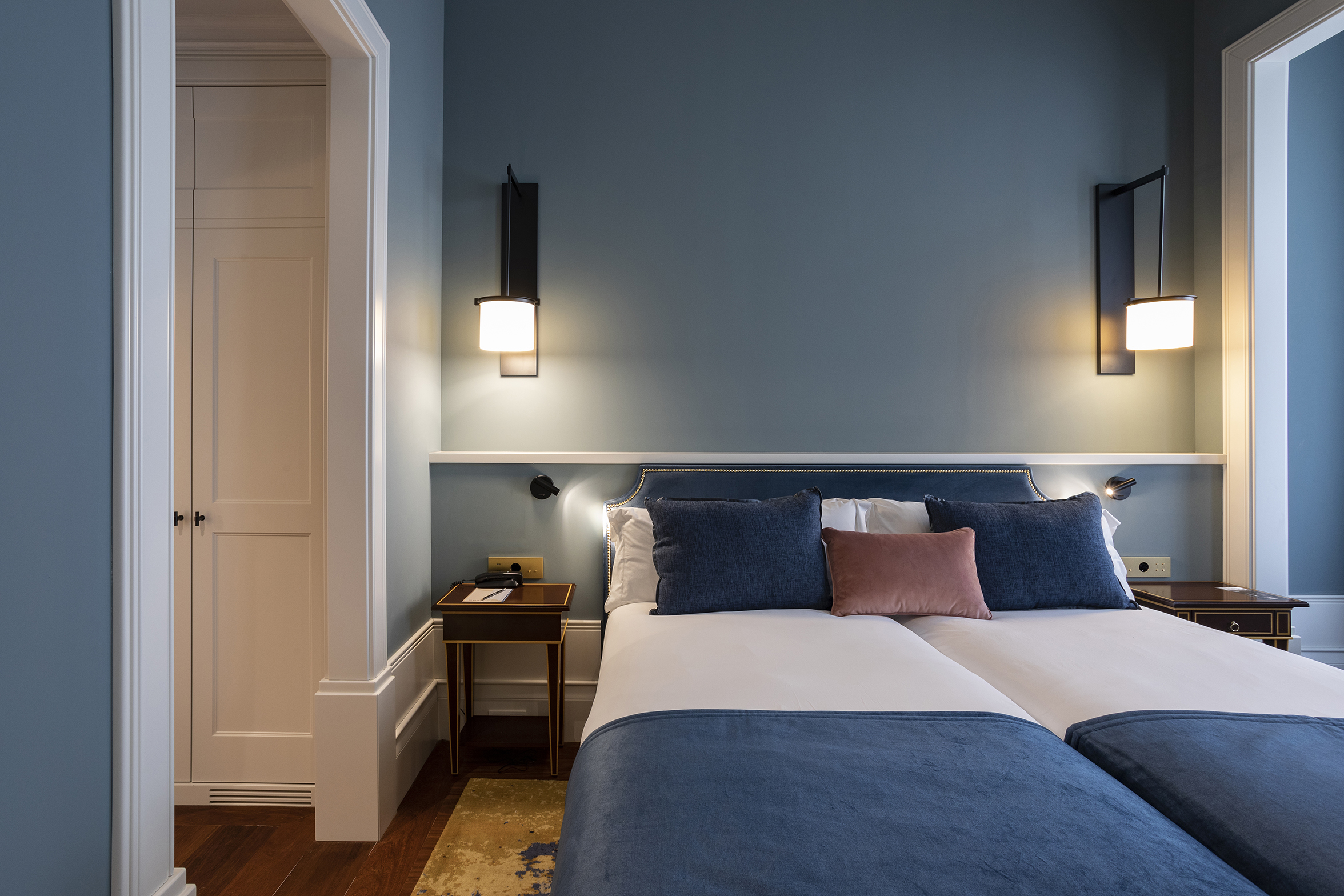 Double Superior with Views