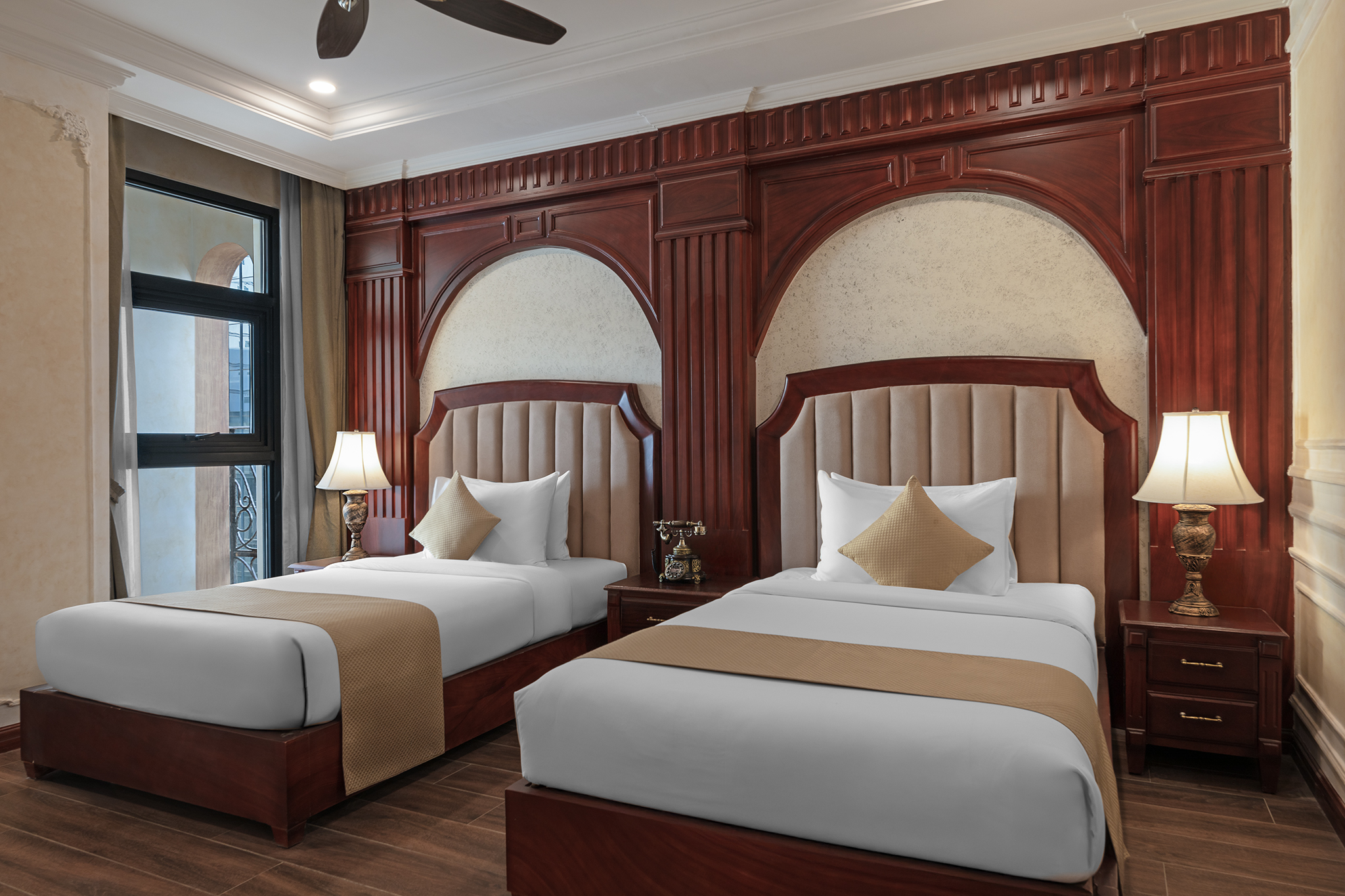 Double or Twin Capacity 4