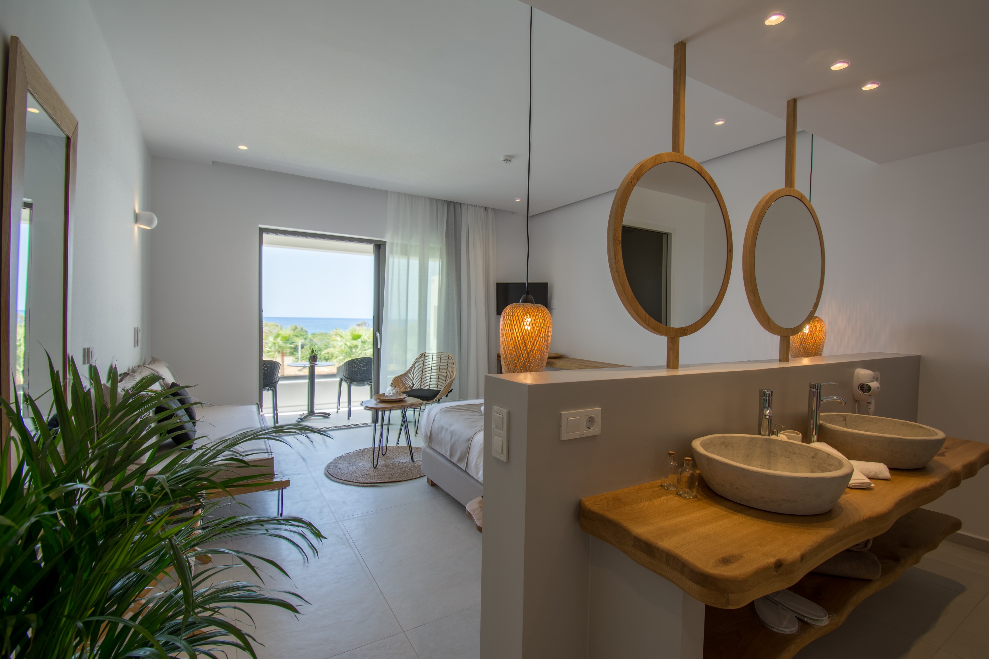 Triple Deluxe Sea View