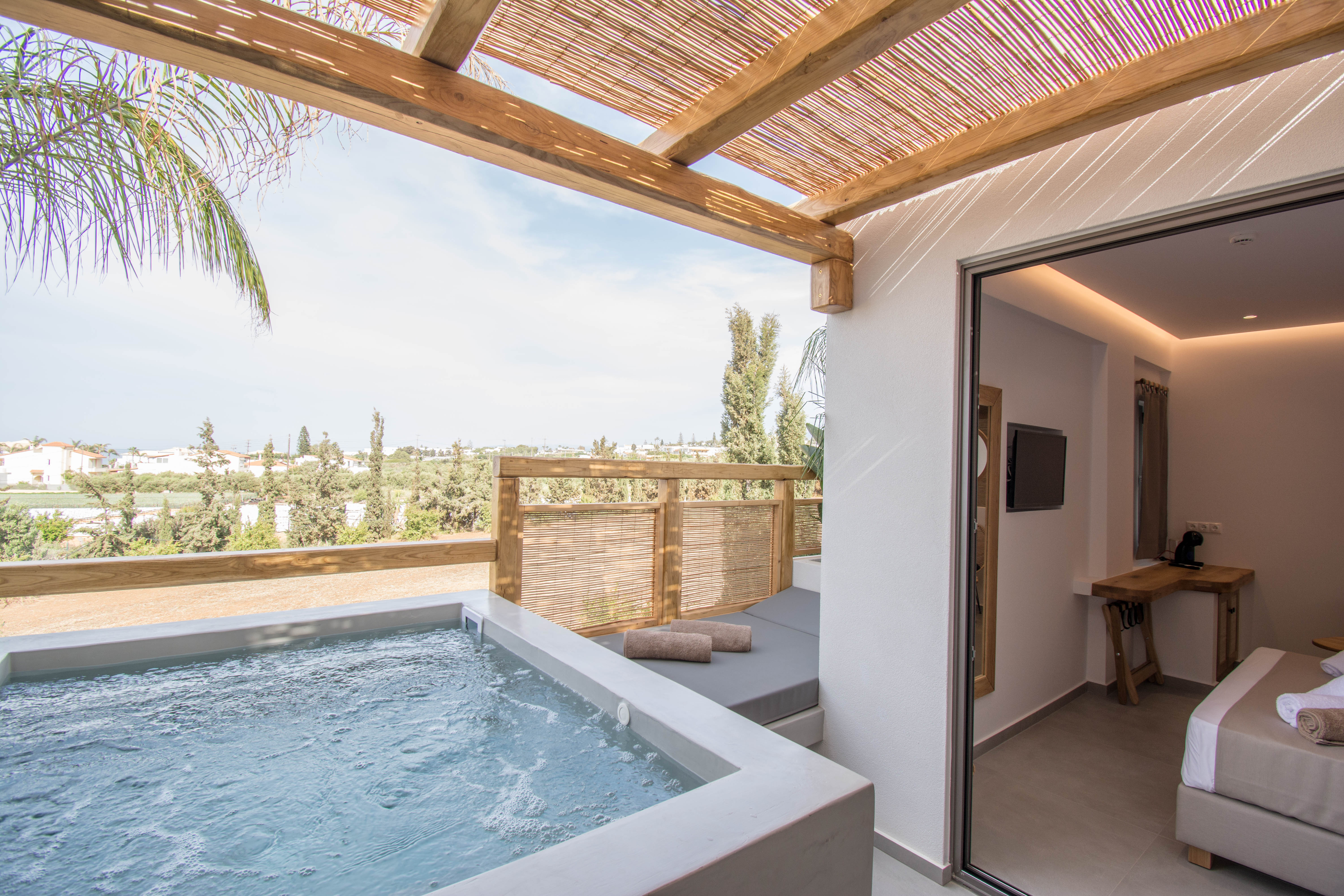 Double Deluxe with Jacuzzi