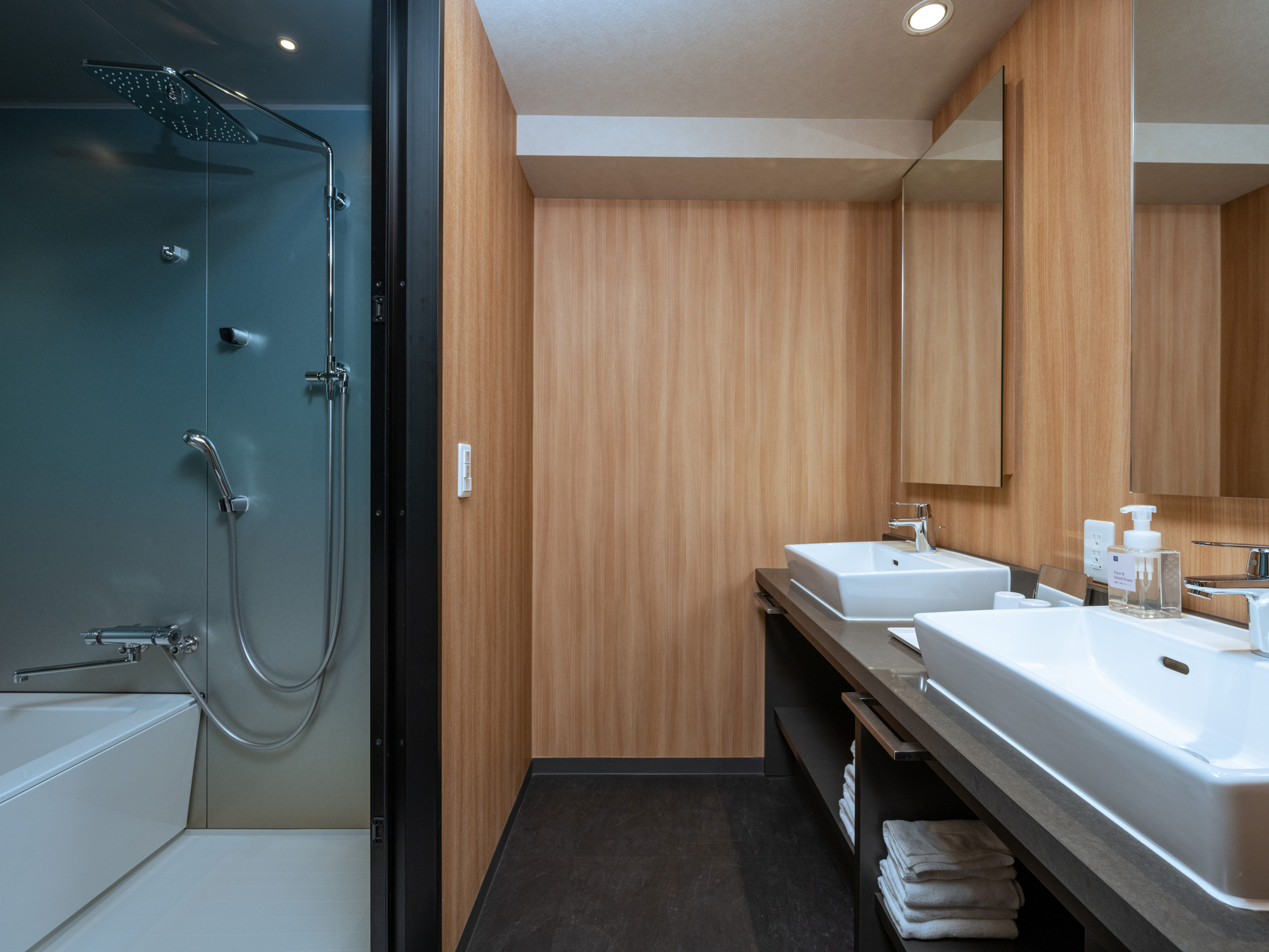 Suite City View Two Bedrooms