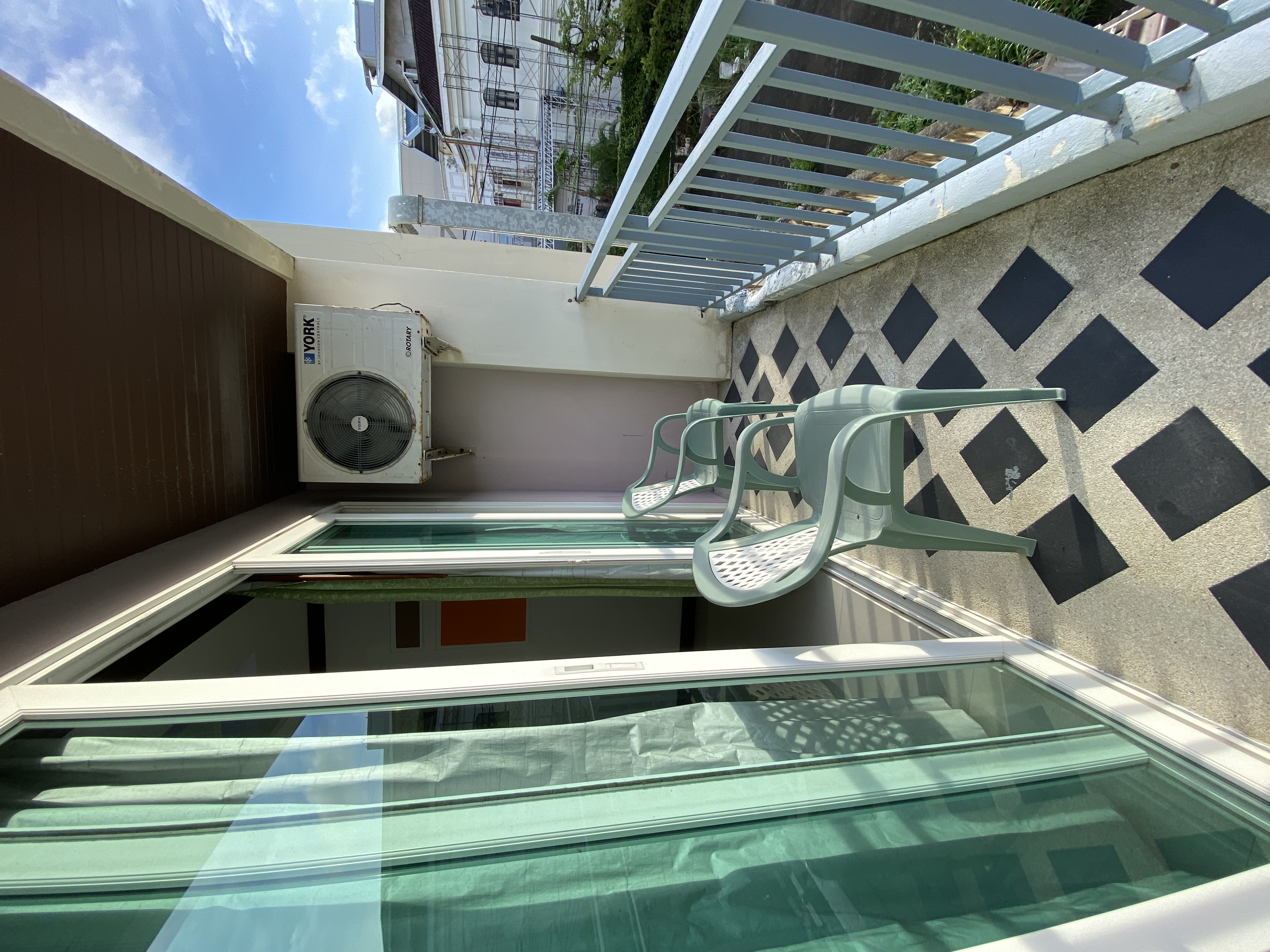 Double Deluxe King Bed