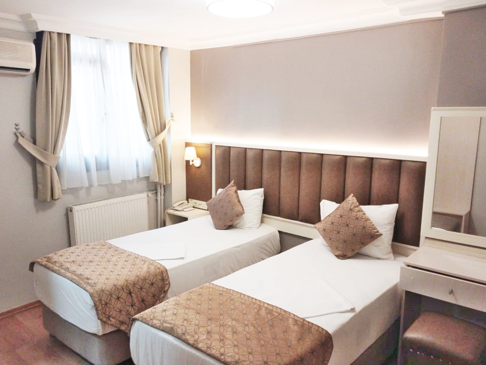 Double or Twin Standard