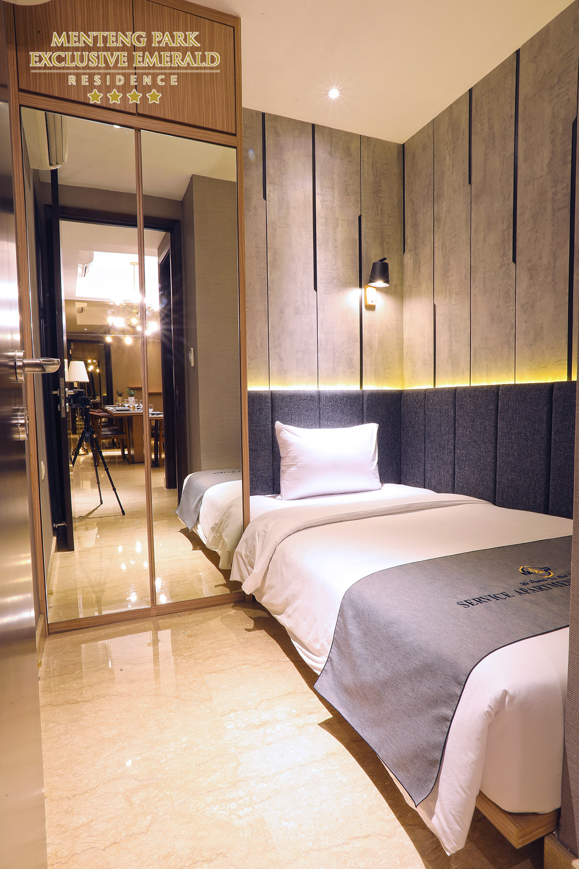 Junior Suite Classic Queen Bed