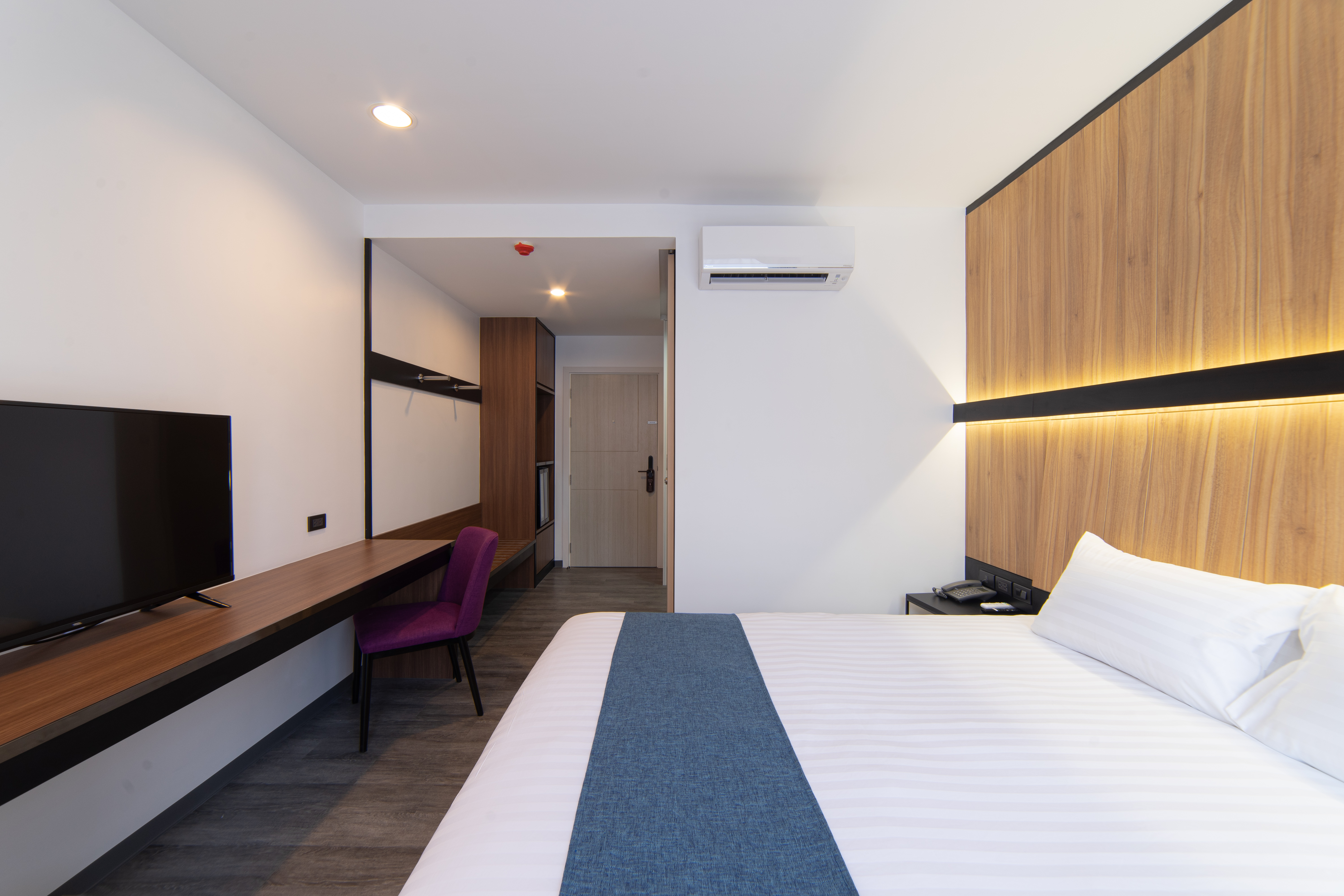 Double Deluxe Pool View