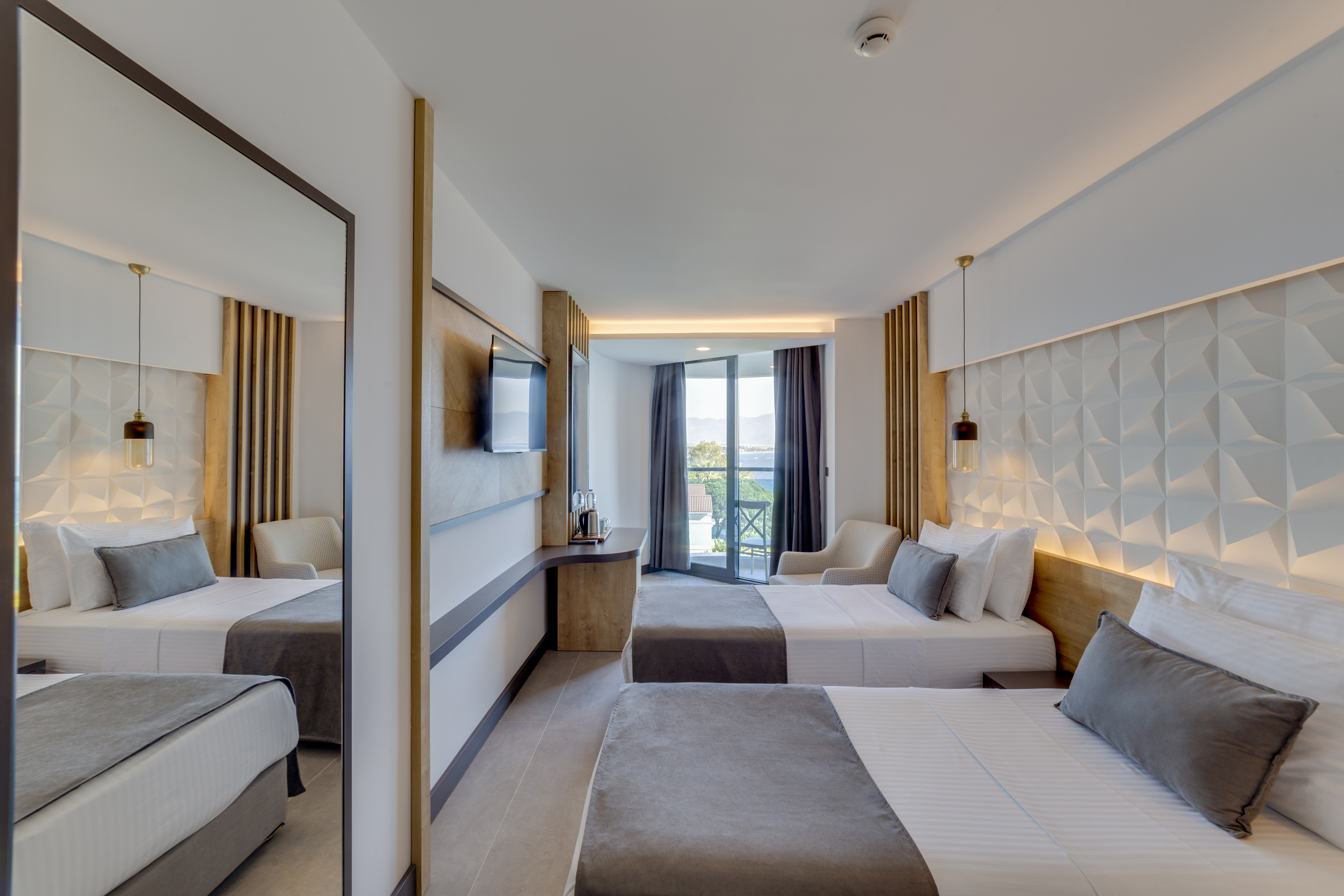 Double Single Deluxe Sea View