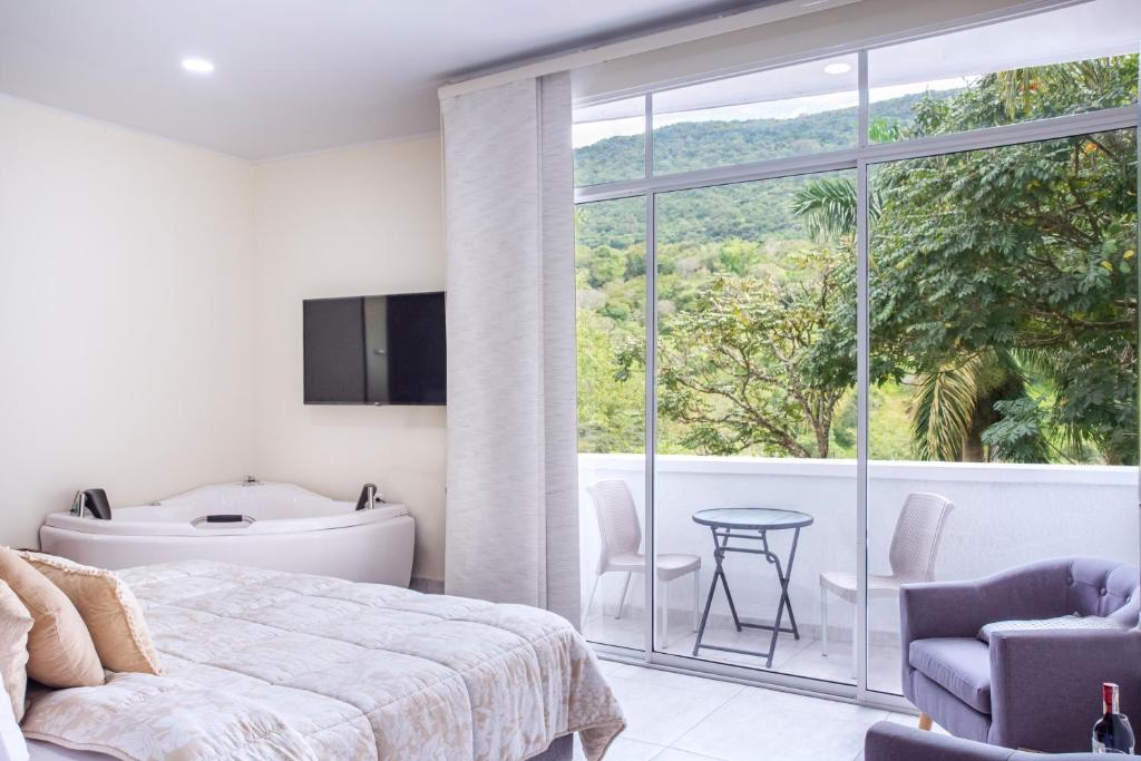 Junior Suite with Balcony with Views