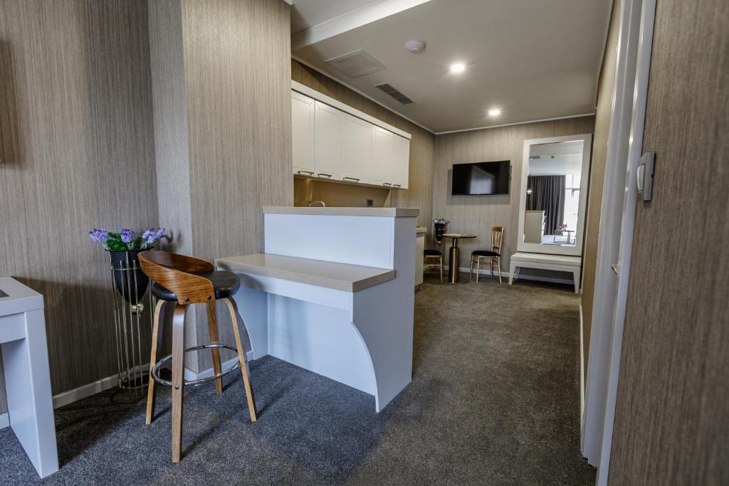 Apartment King Size Bed