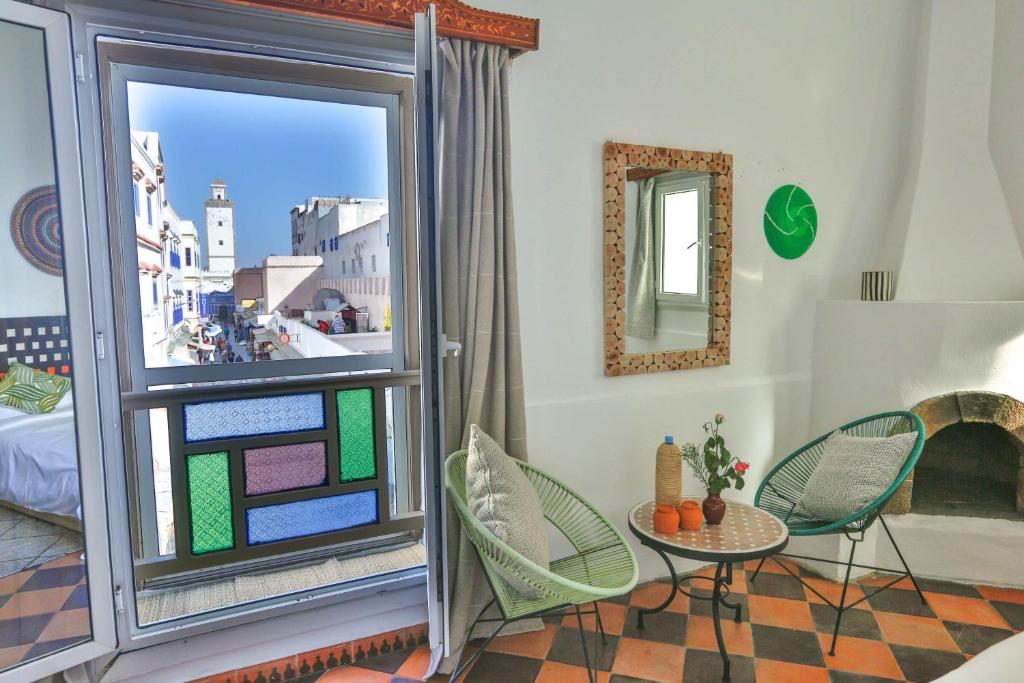 Triple Deluxe One Bed