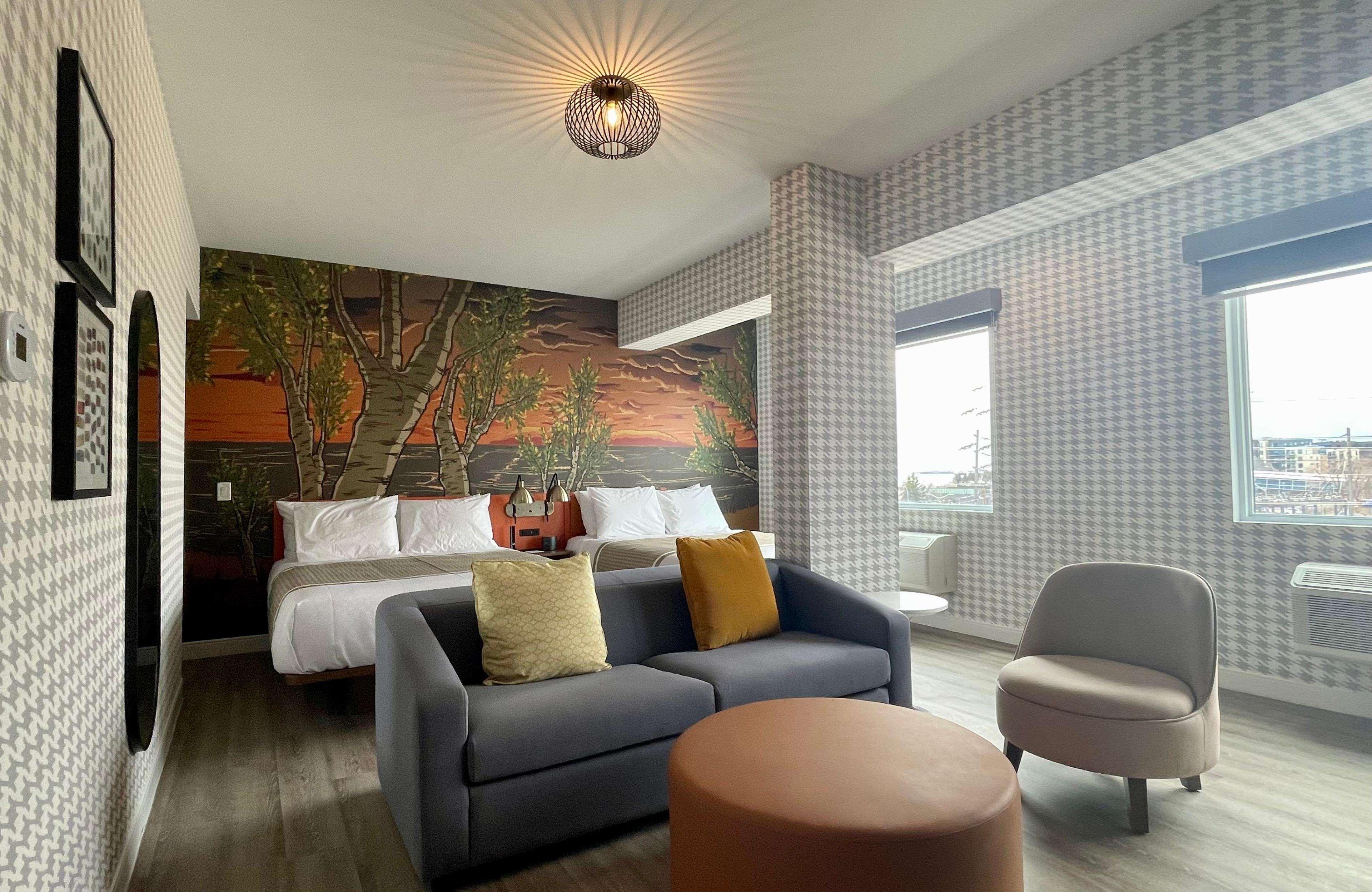 Suite Two Queen Beds