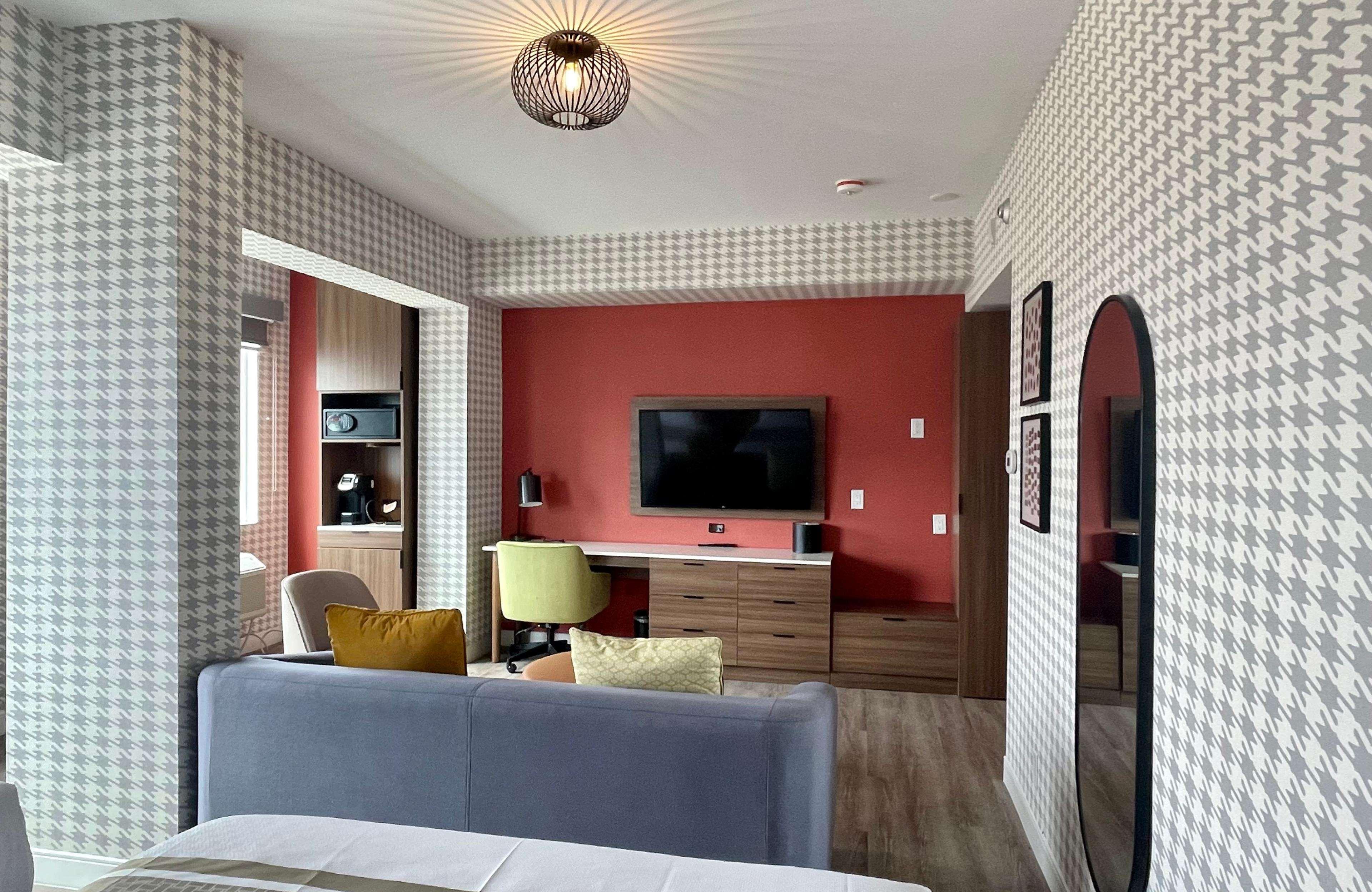 Suite Two Queen Beds