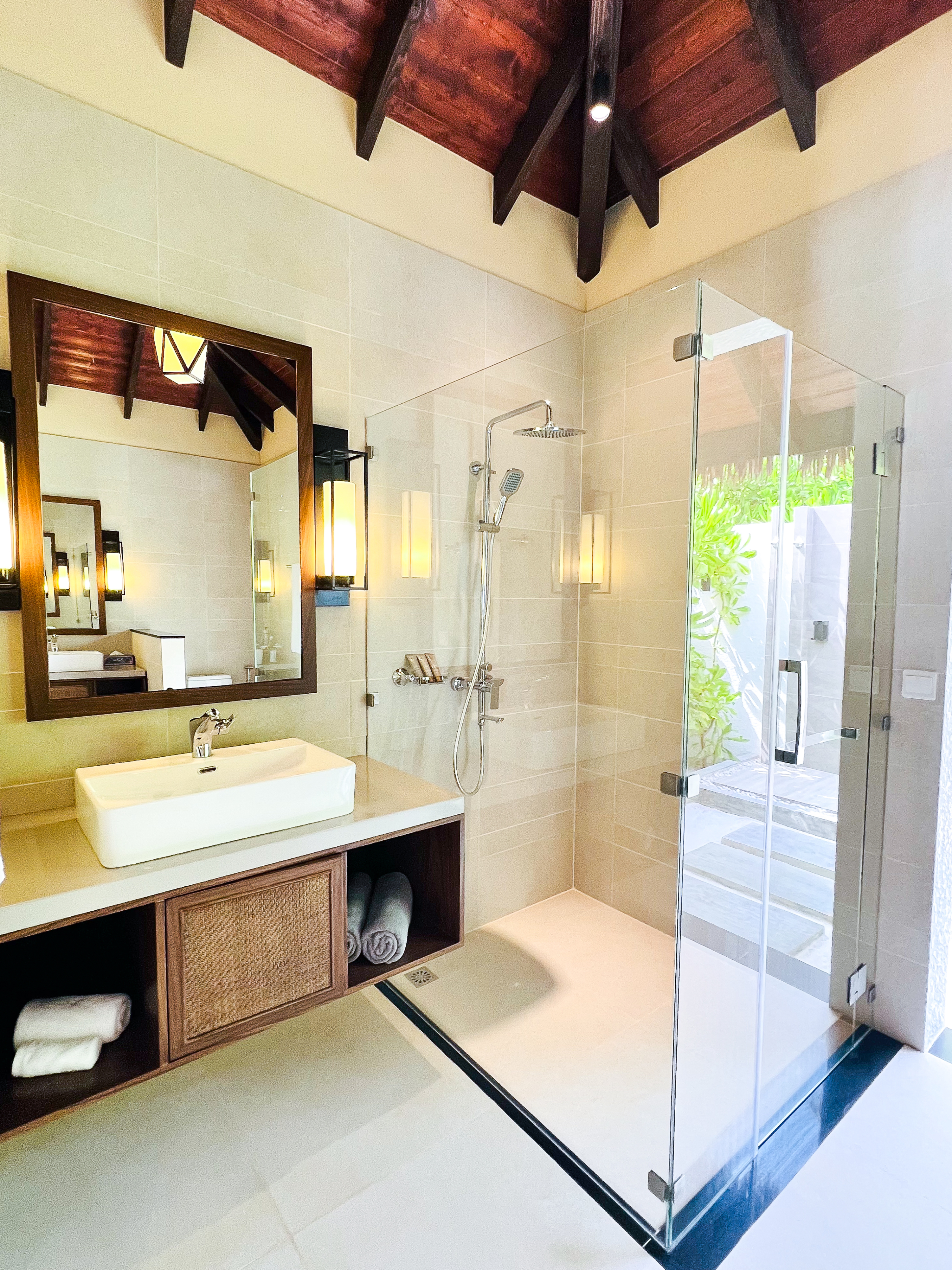 Bungalow Deluxe Beach Front