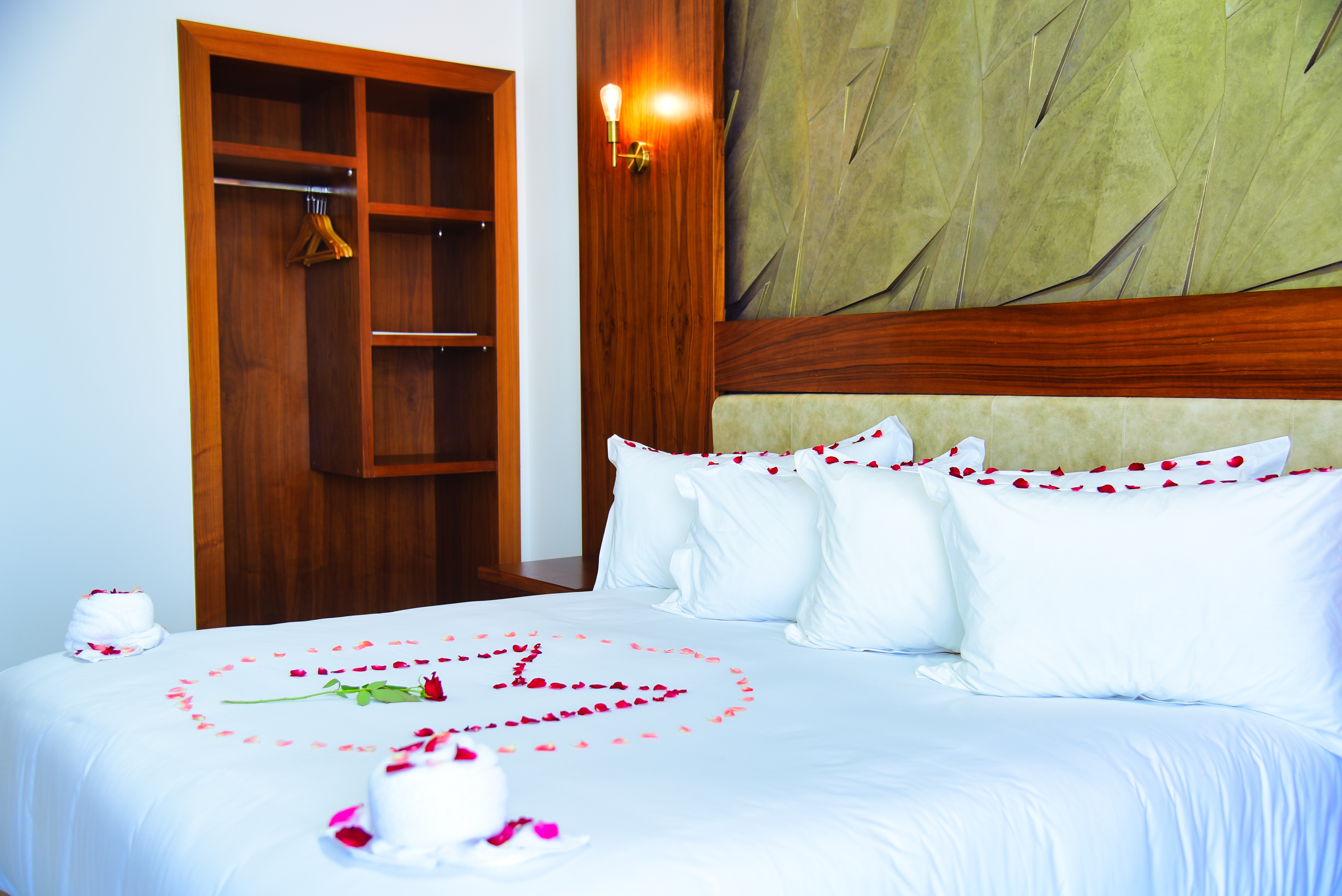 Double Single Deluxe One Bed