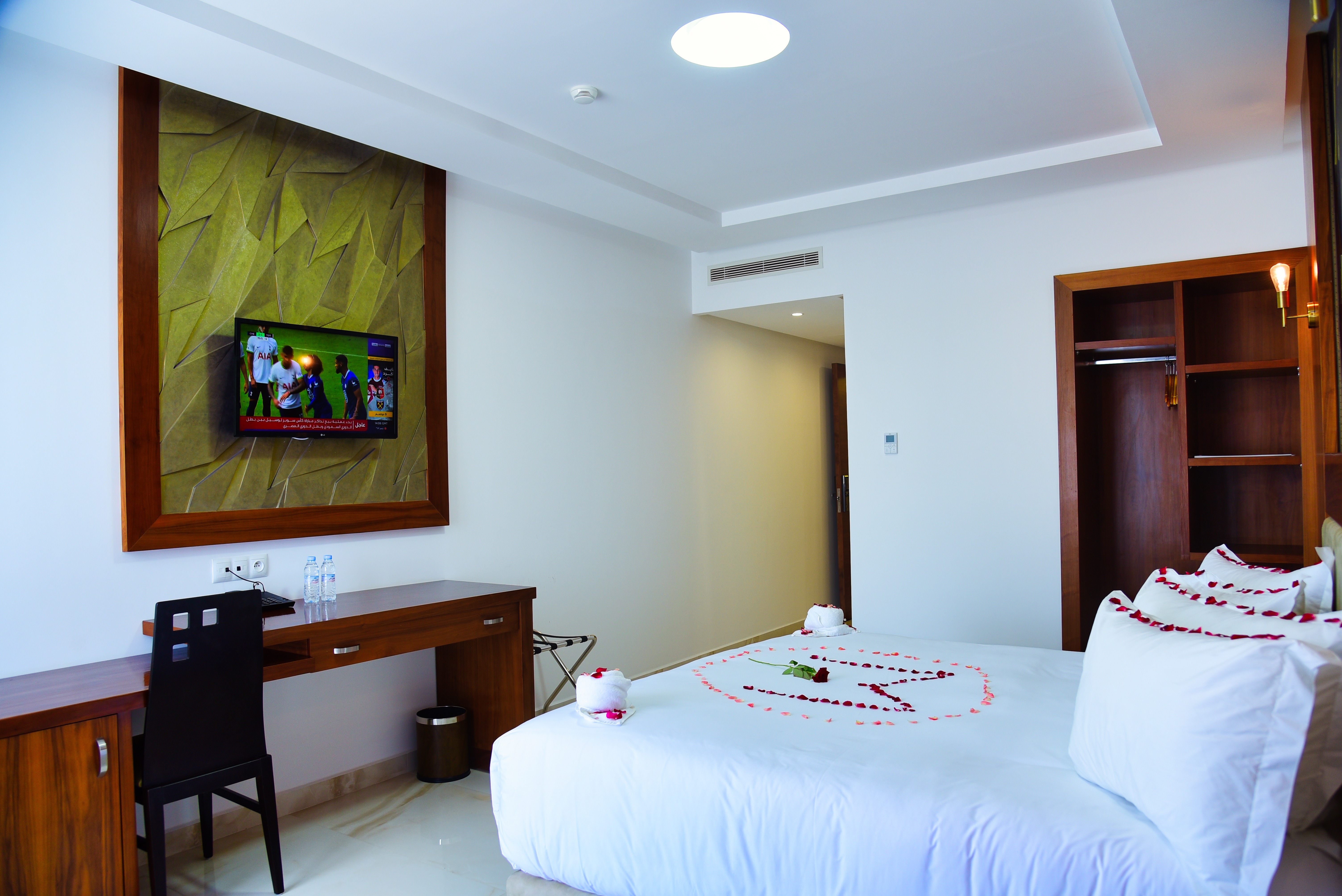 Double Single Deluxe One Bed