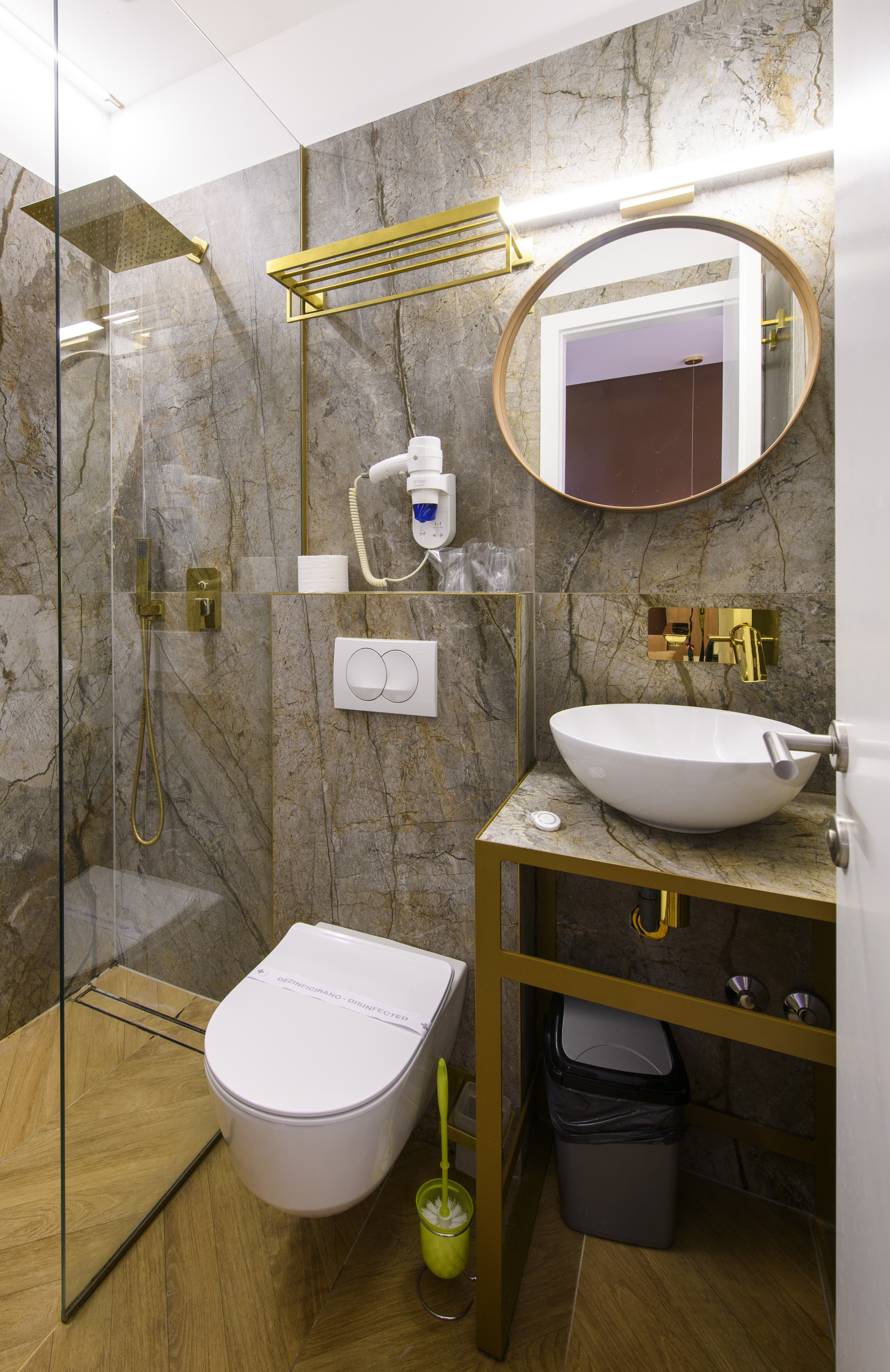 Double or Twin One Bedroom One Bathroom