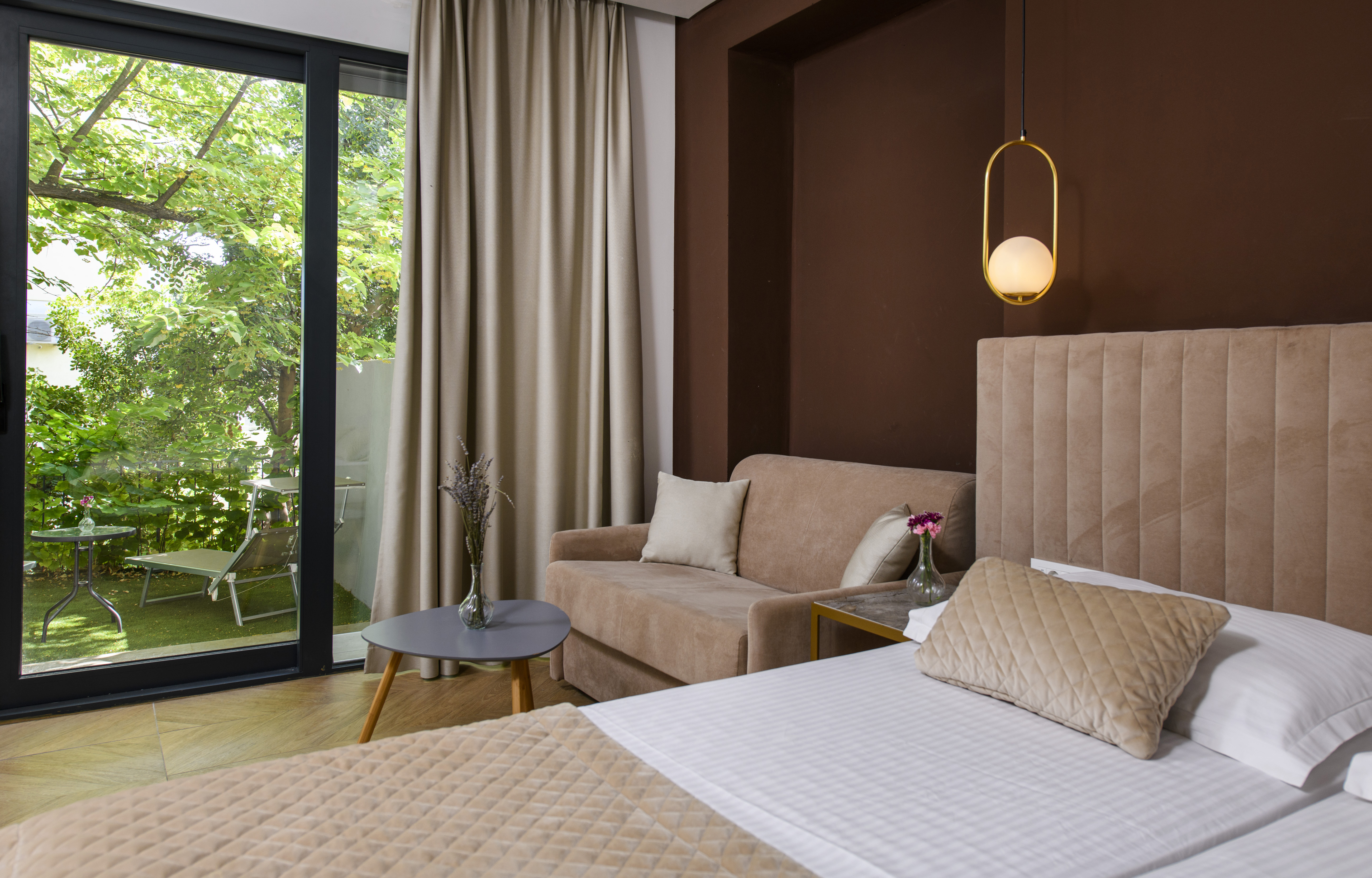 Double or Twin One Bedroom One Bathroom