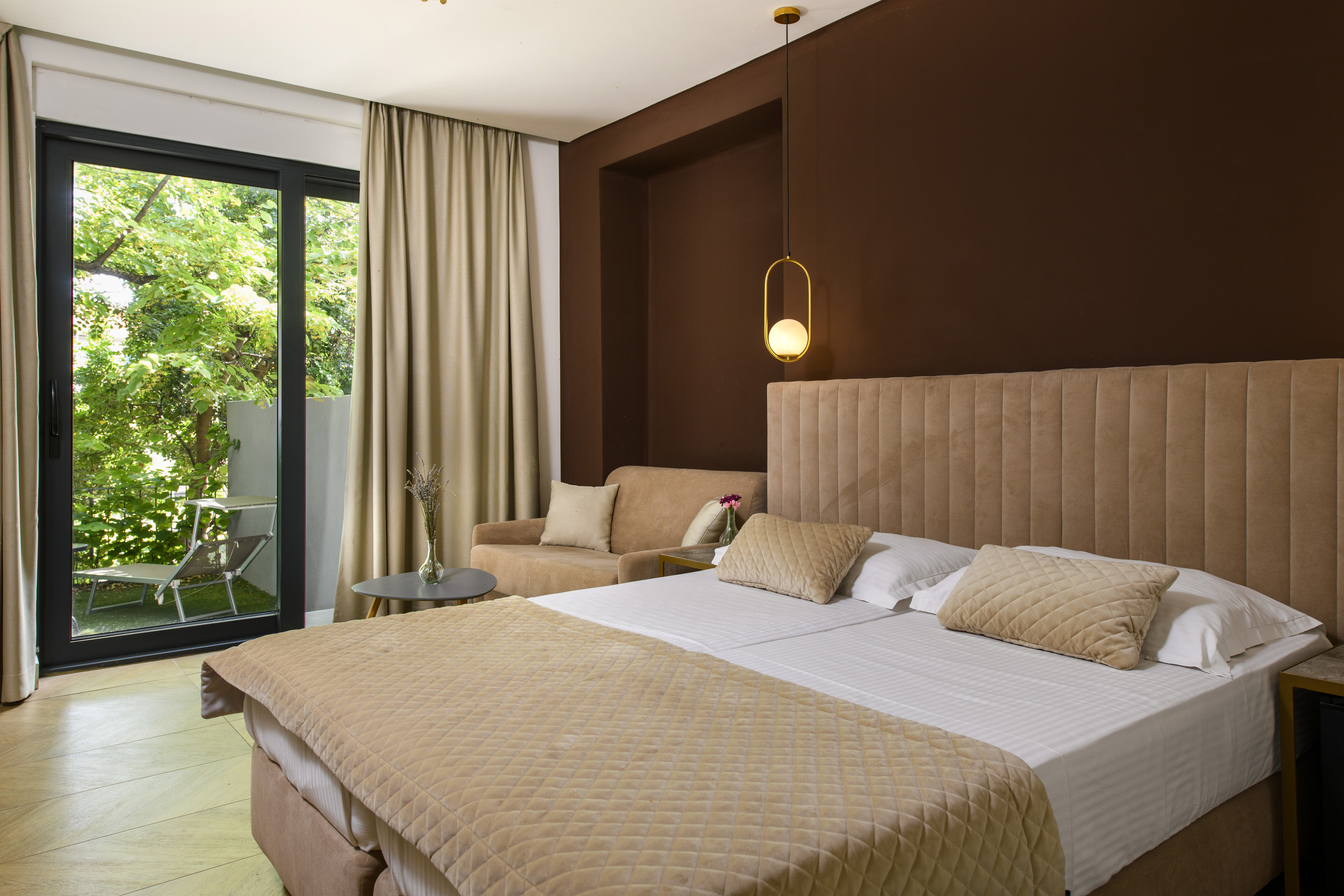 Double or Twin One Bedroom One Bathroom