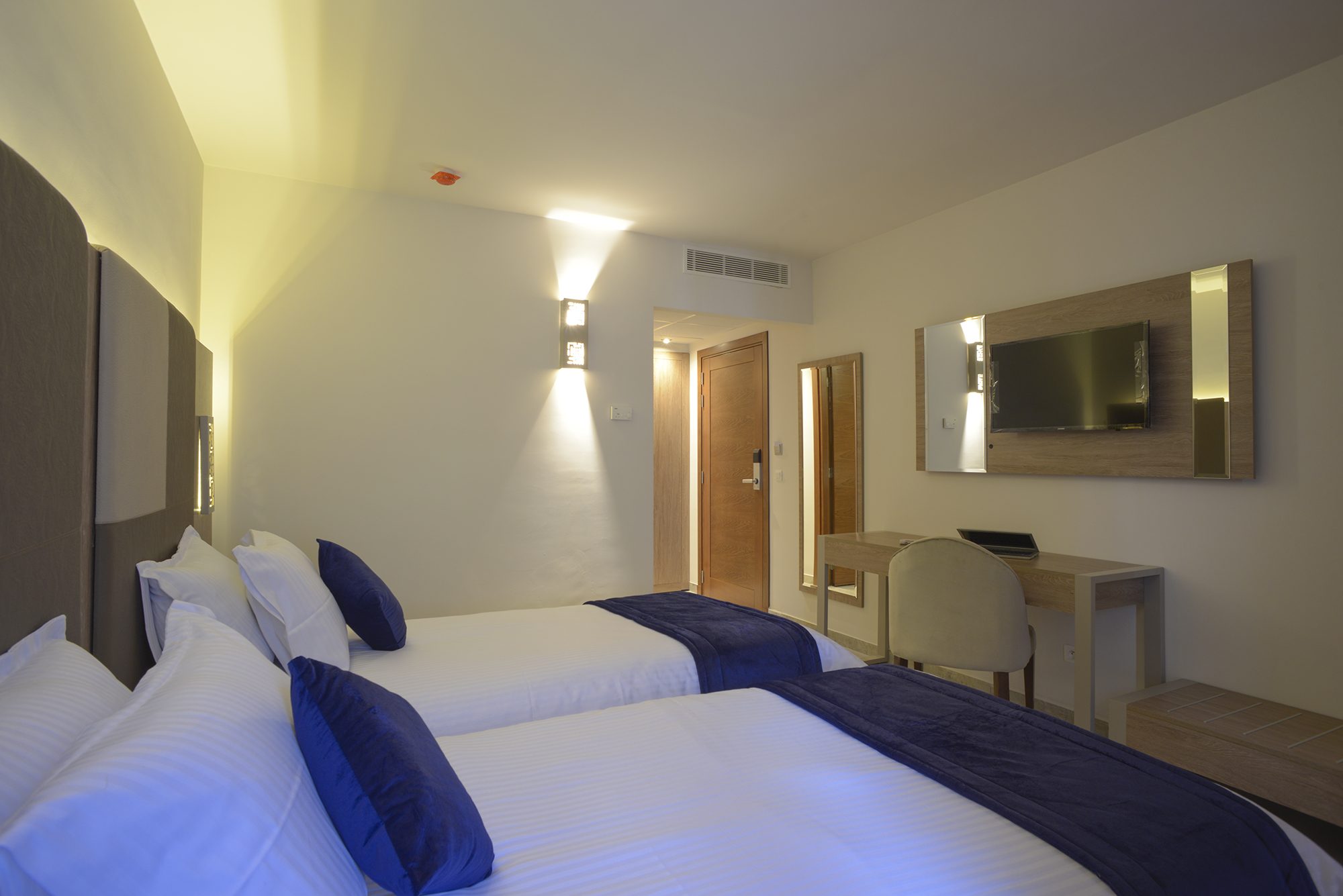 Double or Twin Two Beds