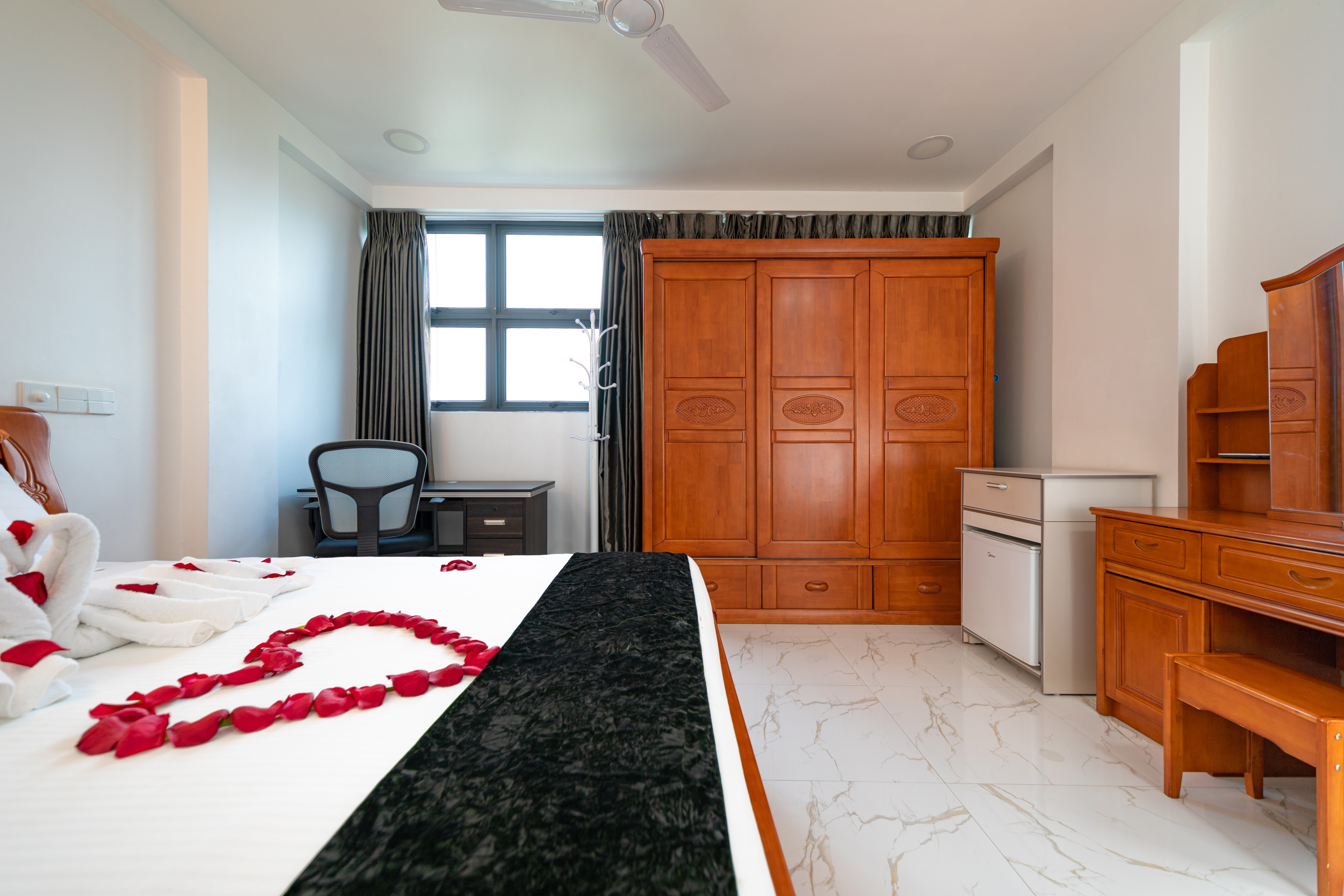 Apartment Deluxe with Balcony