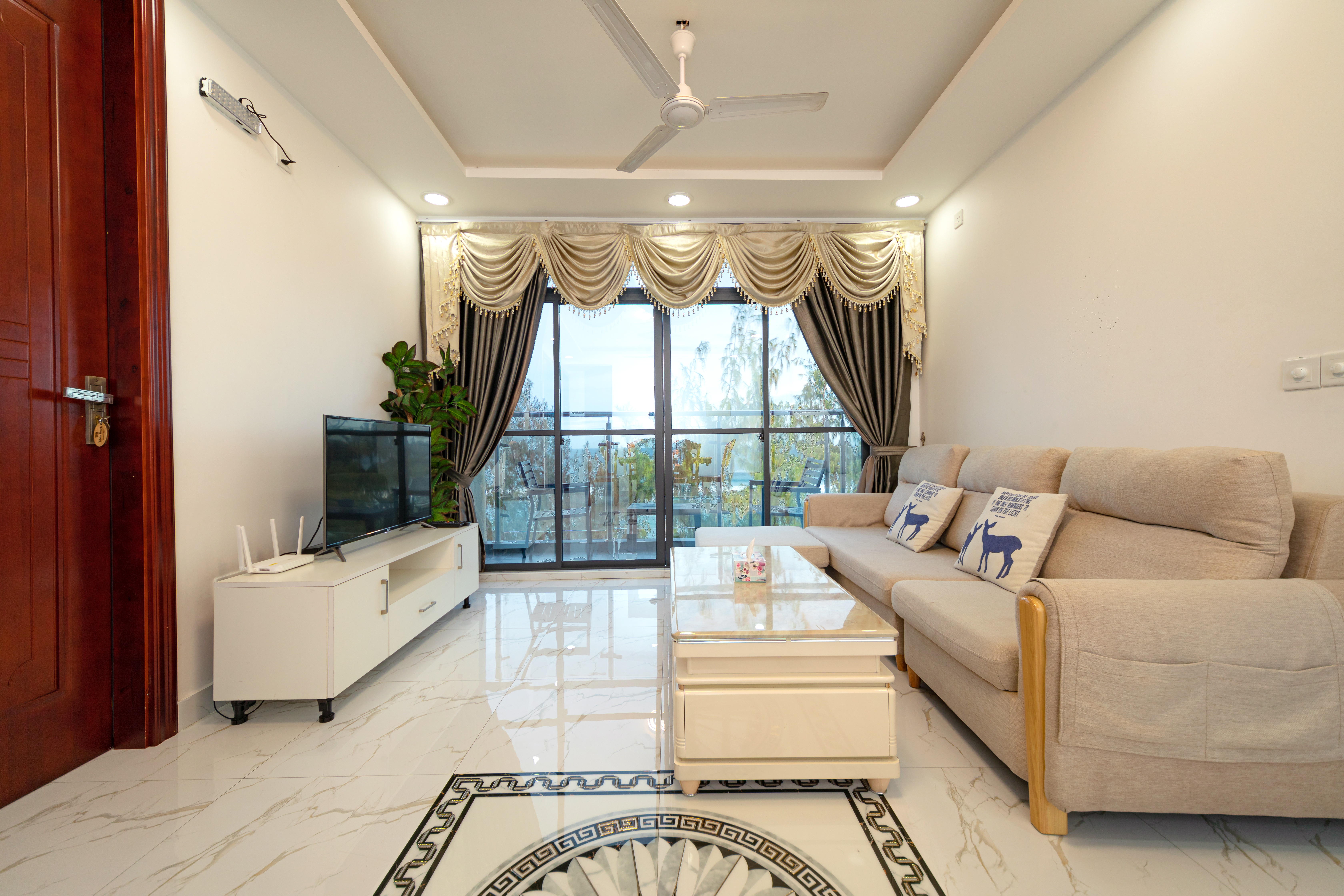 Apartment Deluxe with Balcony