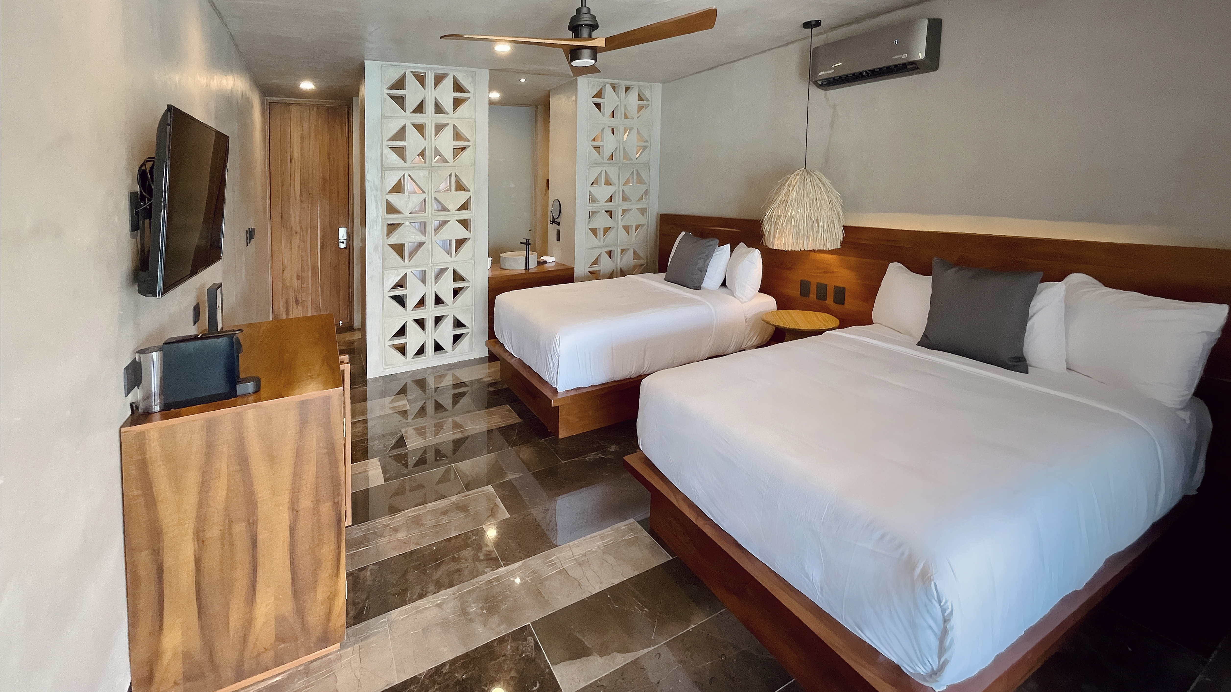 Double or Twin Capacity 4