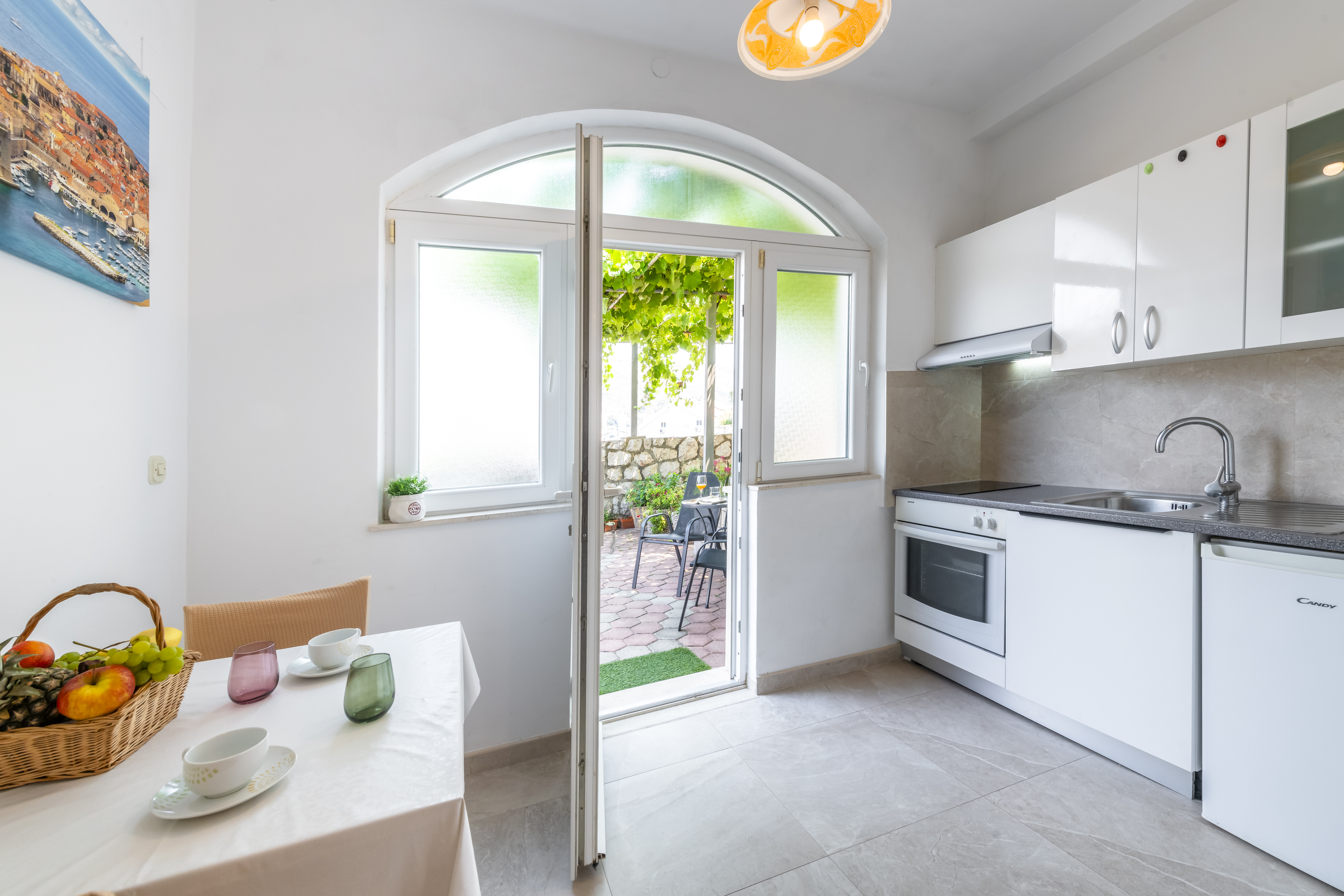 Apartment One Bedroom with Terrace