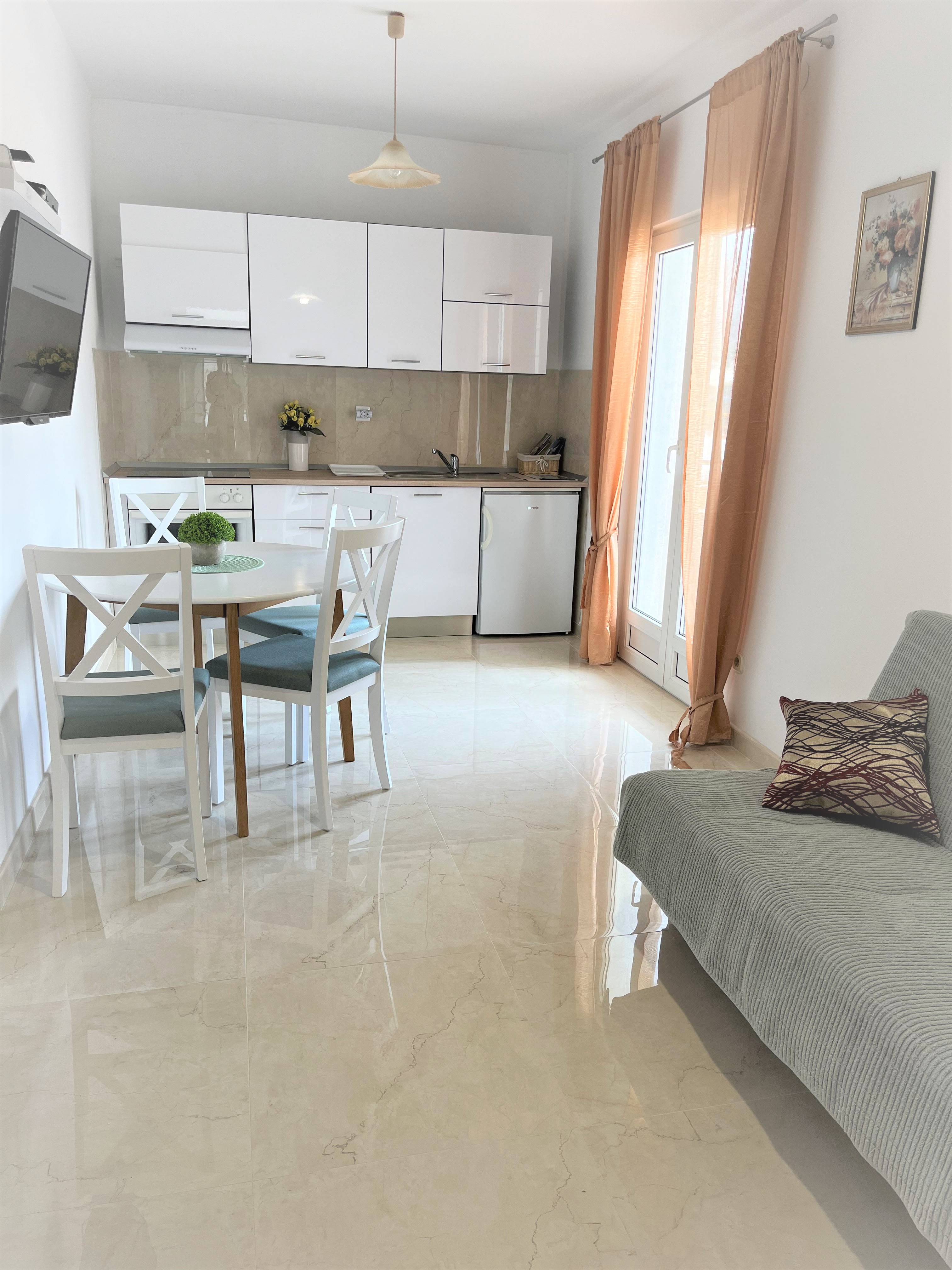 Apartment Sea View with Air Conditioning