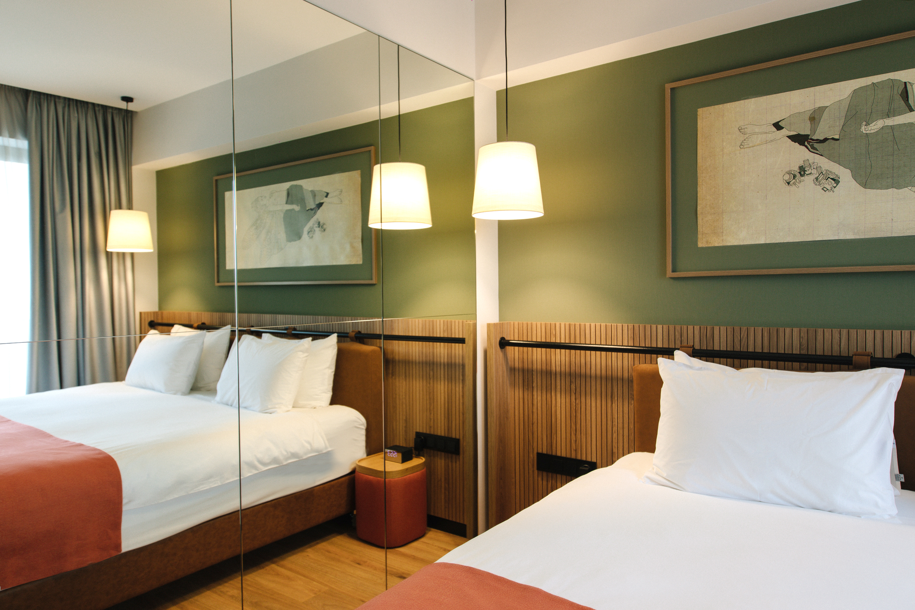 Double or Twin Standard