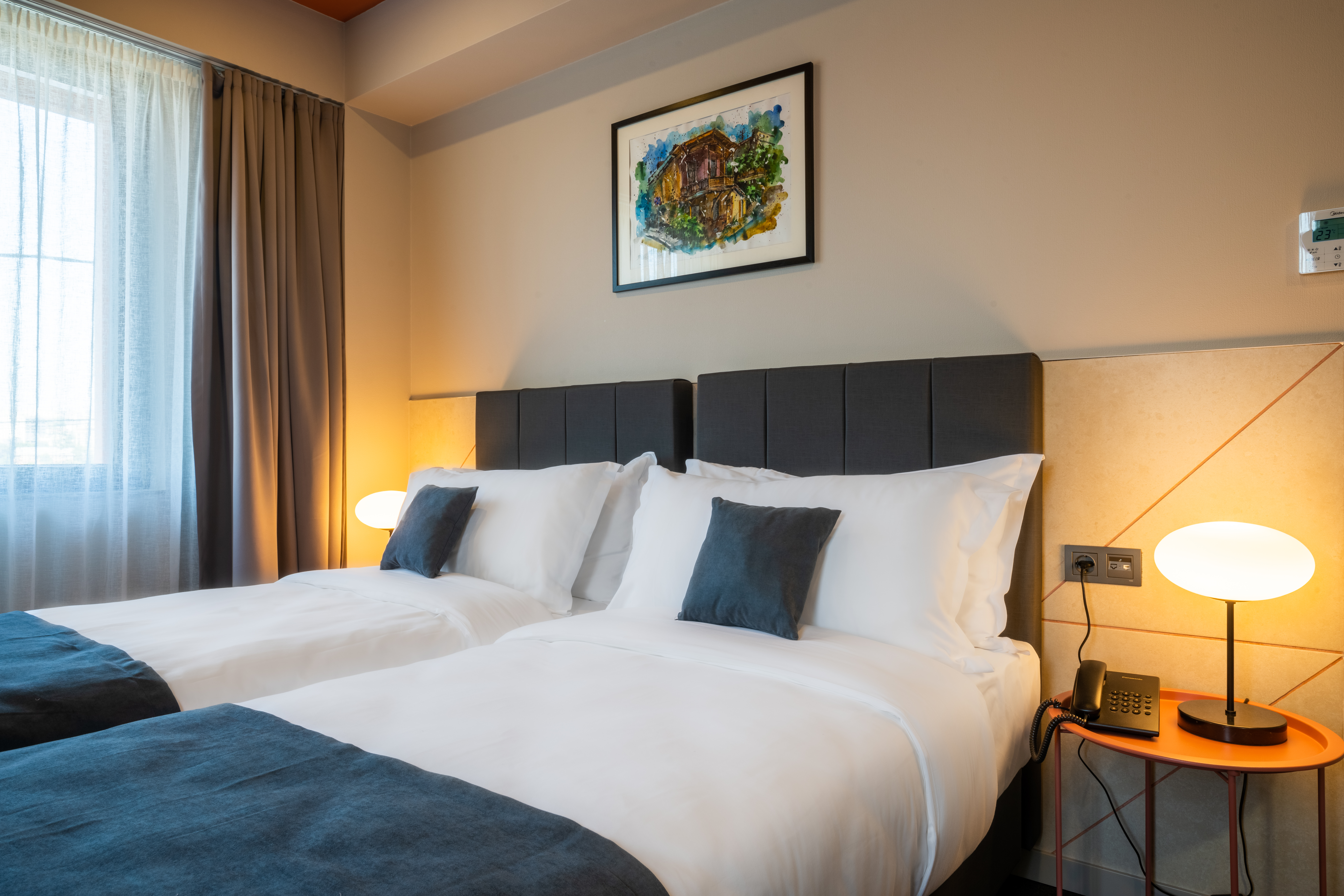 Double or Twin Standard