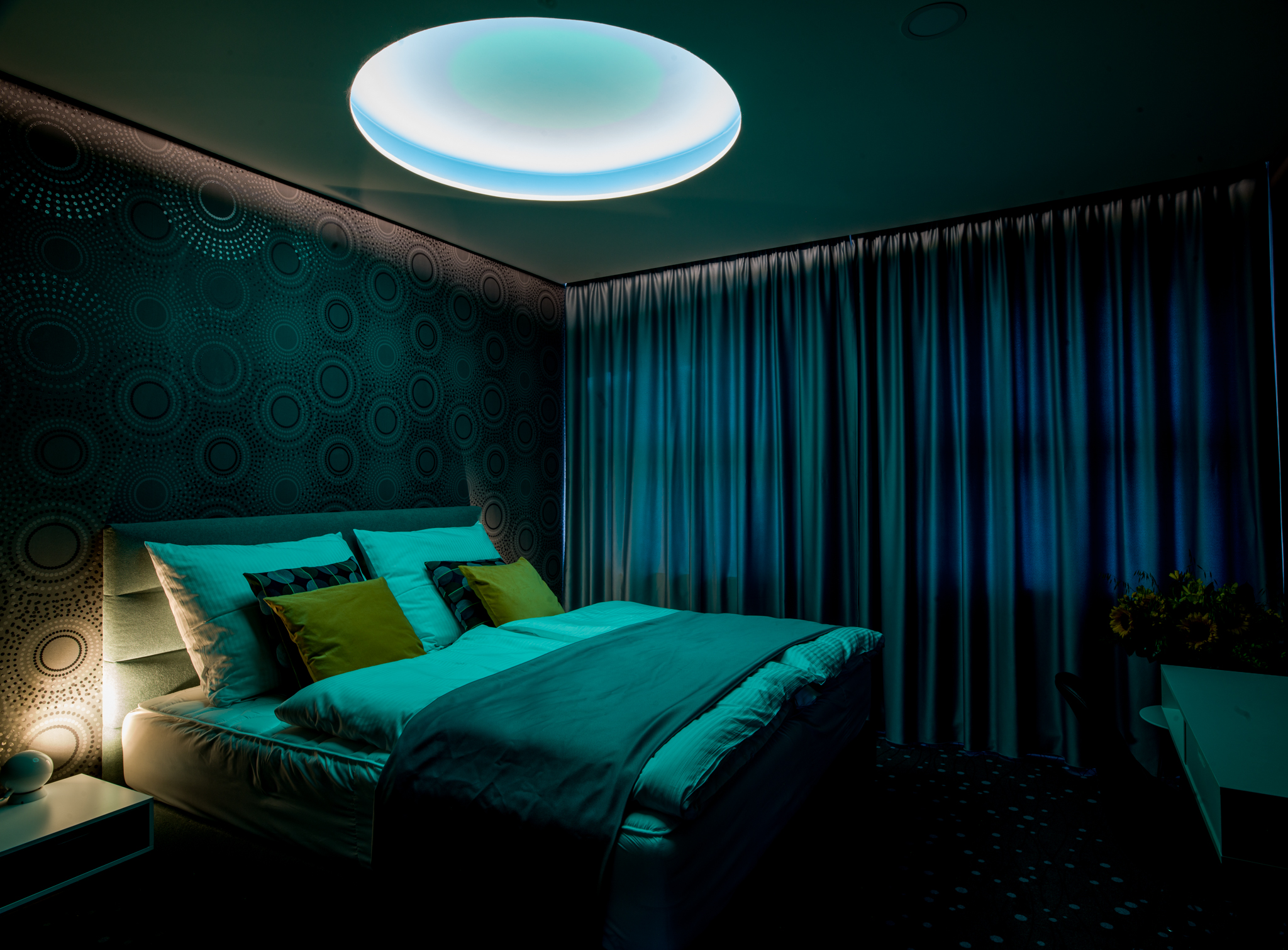 Double or Twin Queen Size Bed